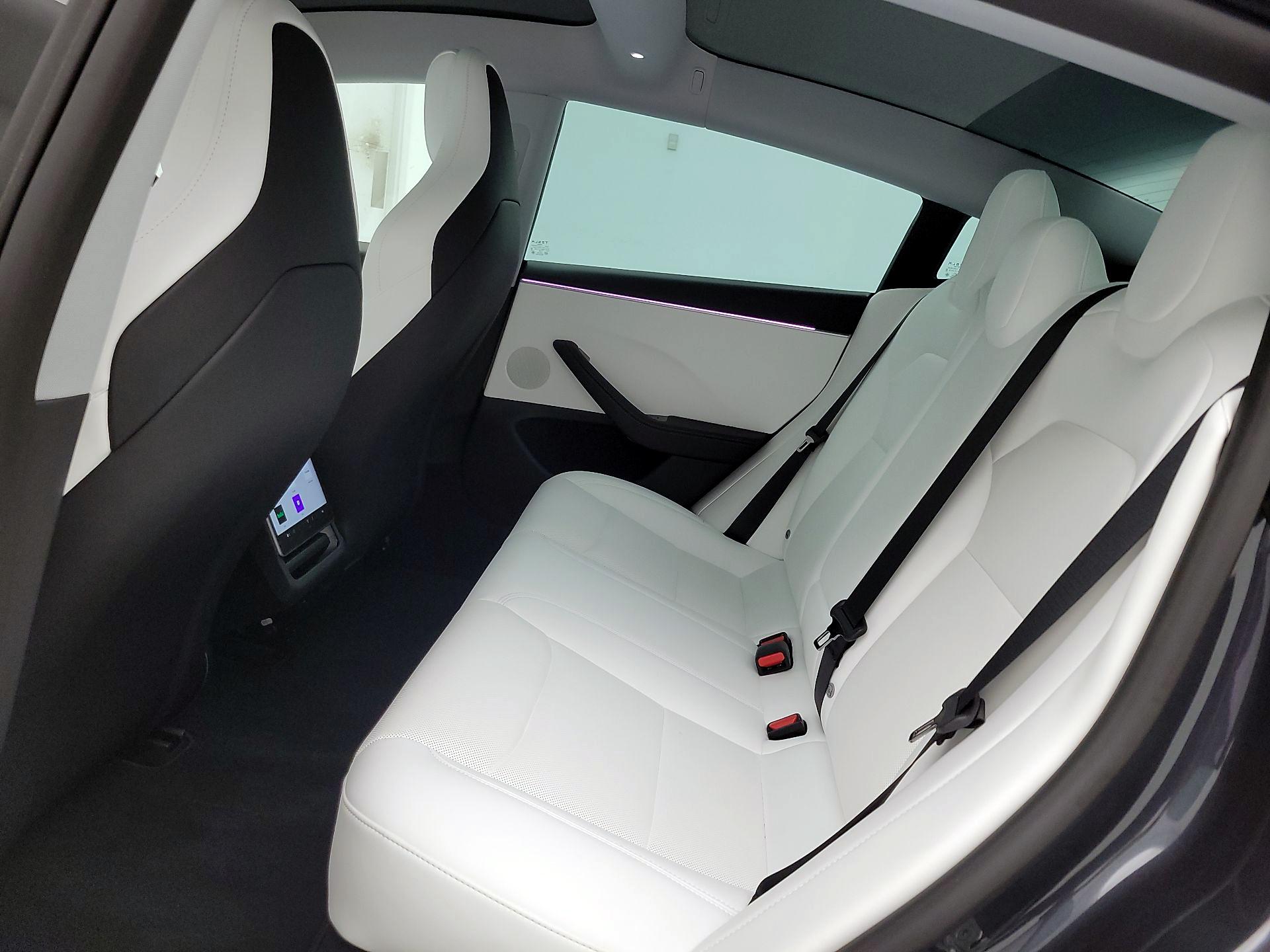 Thumbnail: 2024 Tesla Model 3 - 20