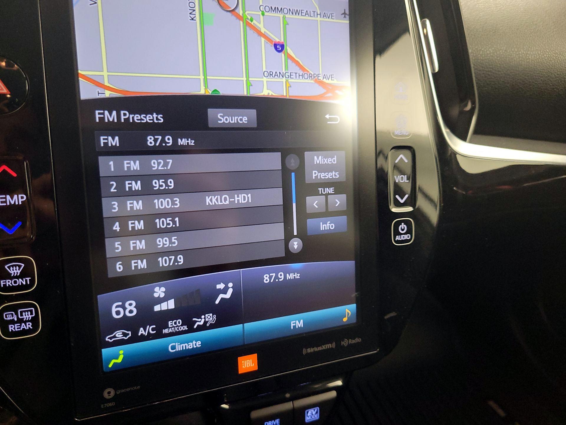 Thumbnail: 2021 Toyota Prius - 15