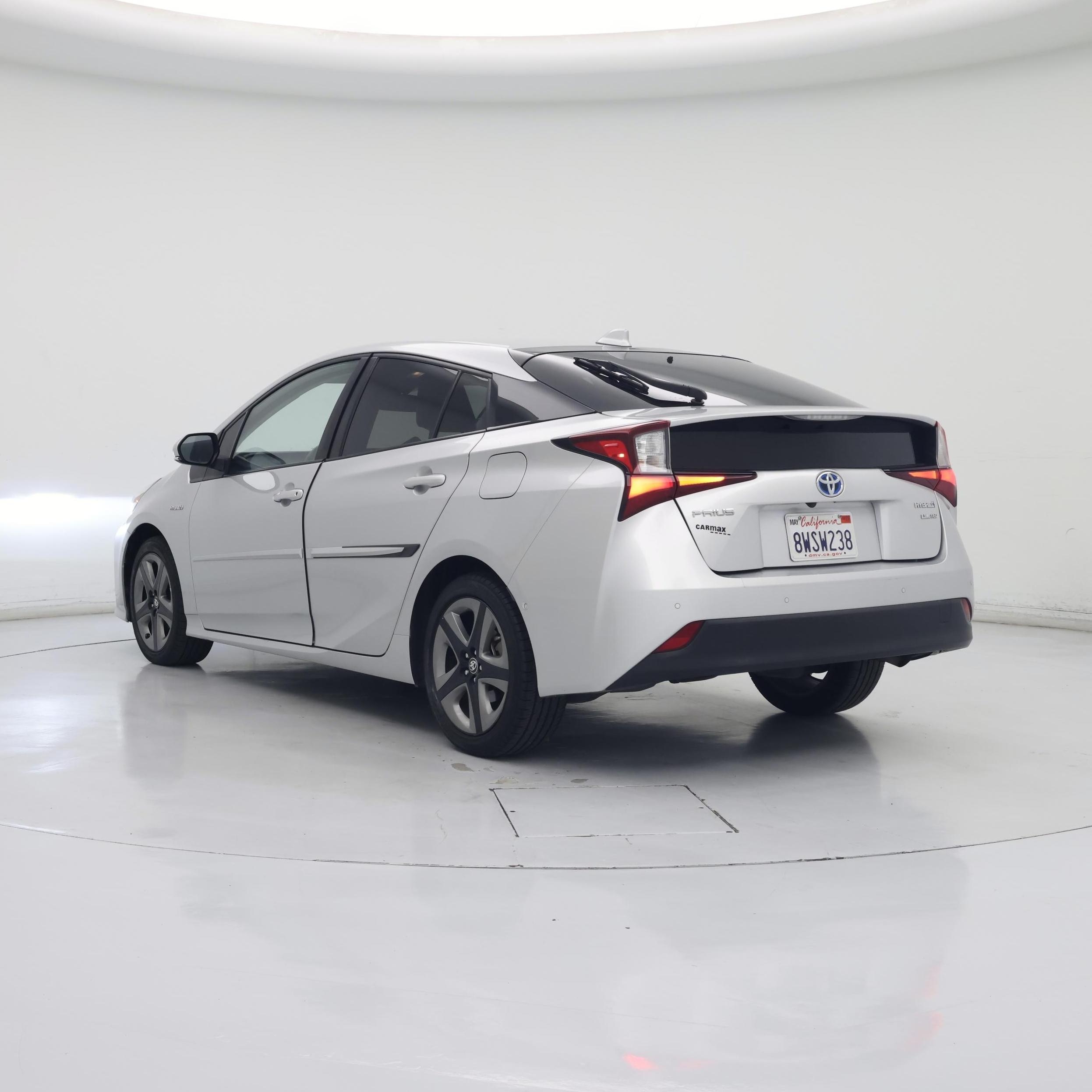 Thumbnail: 2021 Toyota Prius - 2