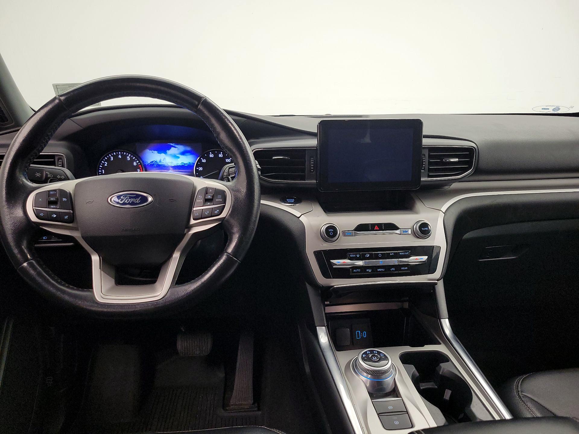 Thumbnail: 2020 Ford Explorer - 9