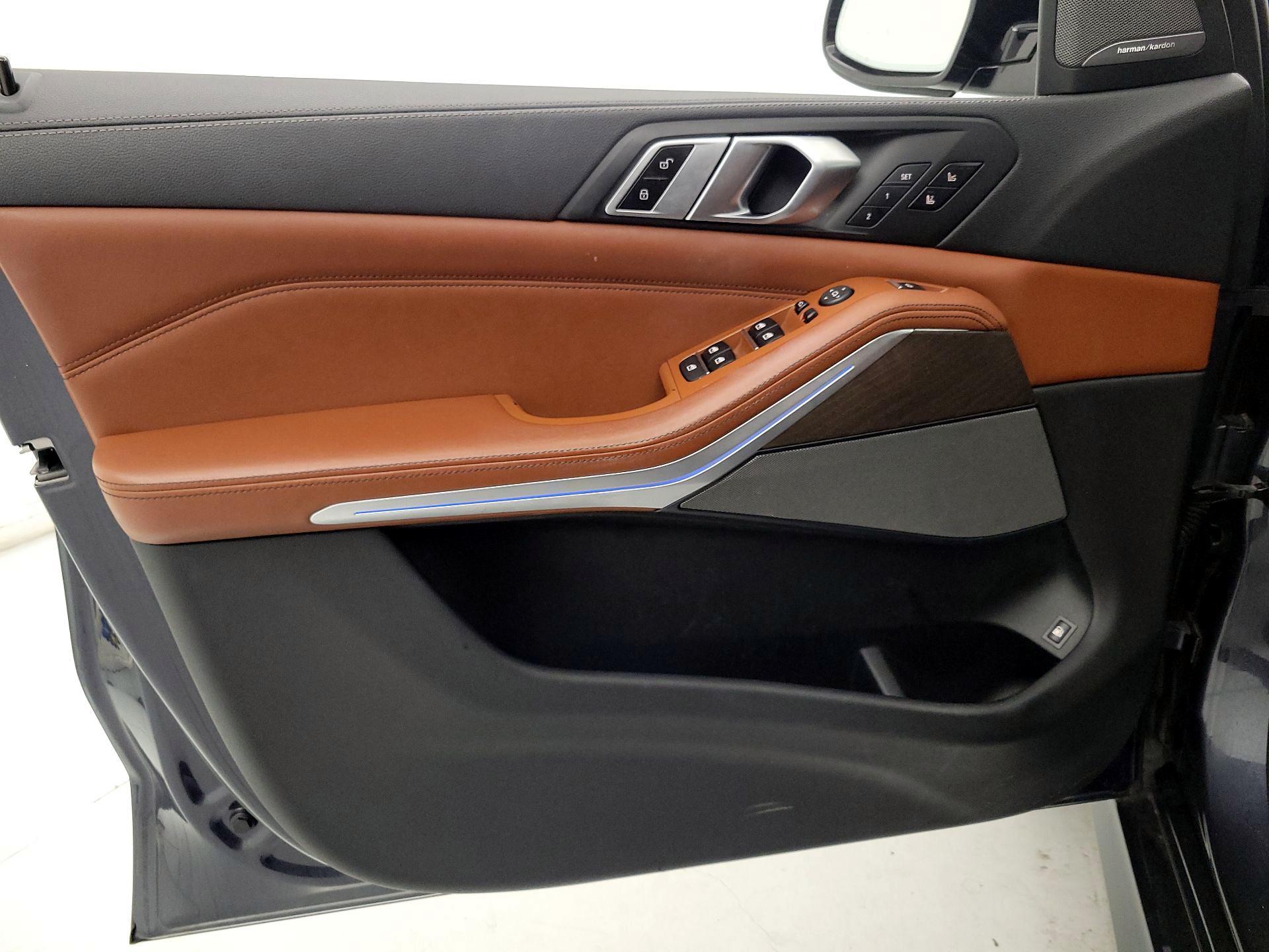 Thumbnail: 2021 BMW X5 - 12