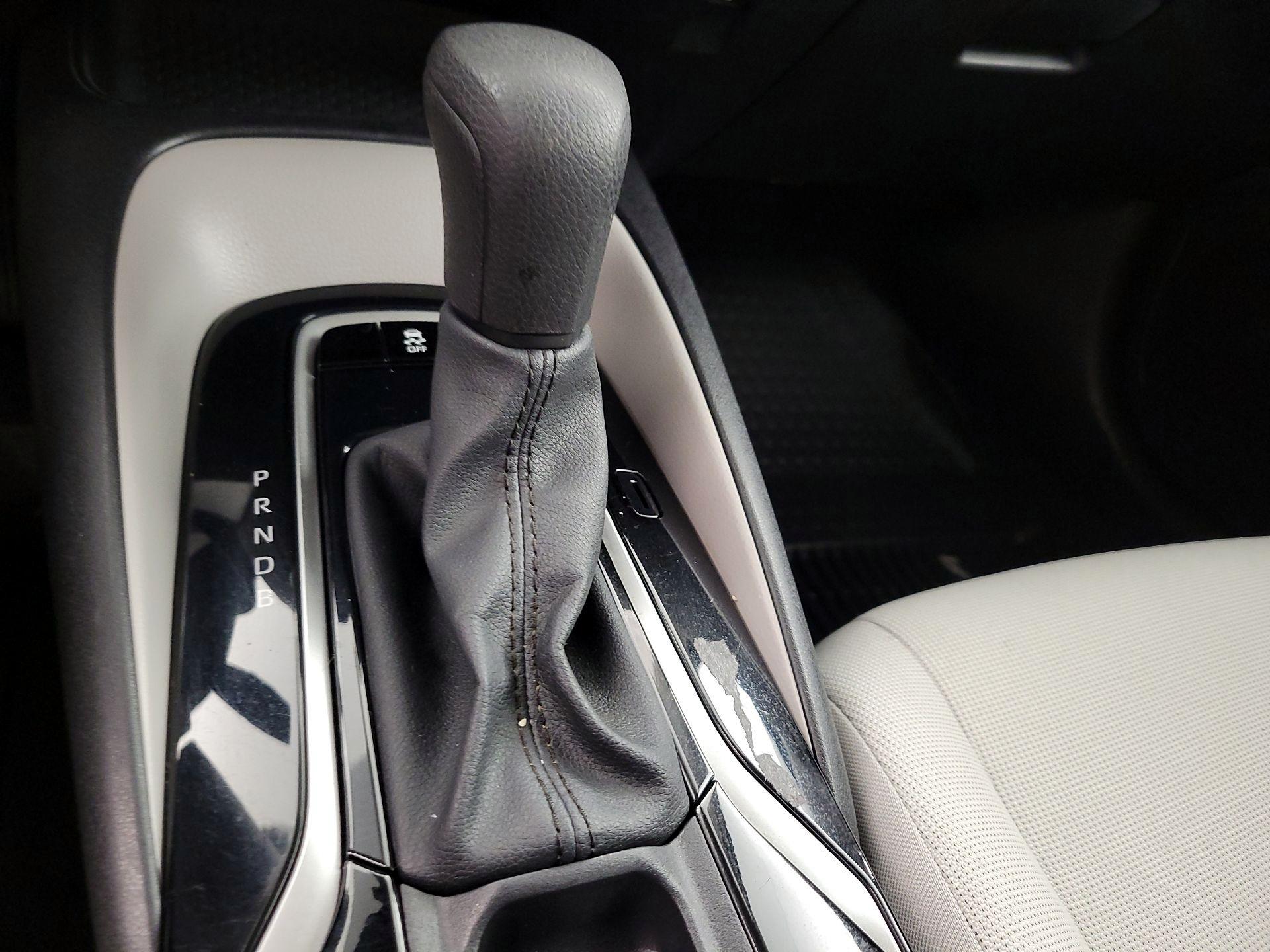 Thumbnail: 2021 Toyota Corolla - 17