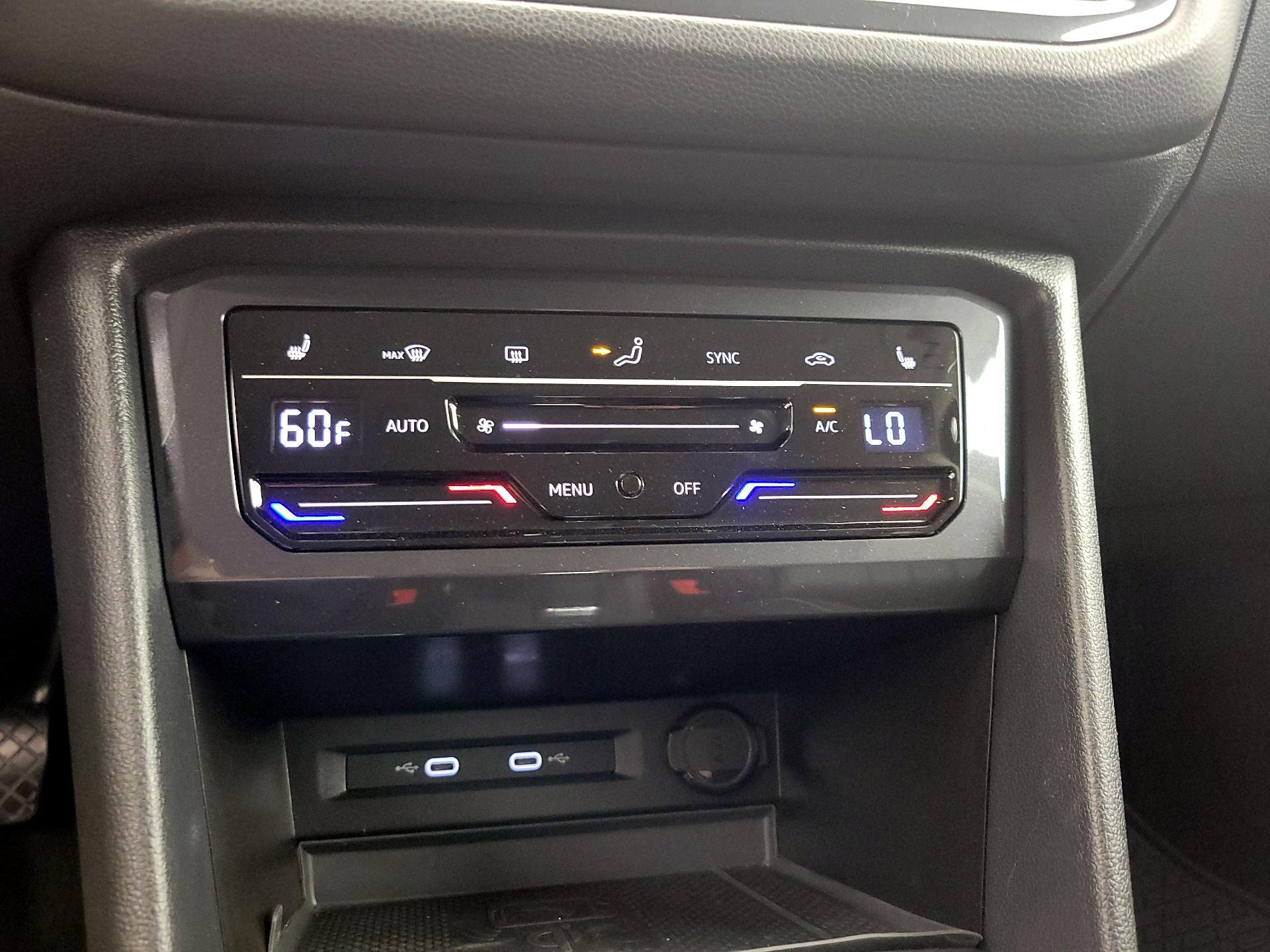 Thumbnail: 2022 Volkswagen Tiguan - 16