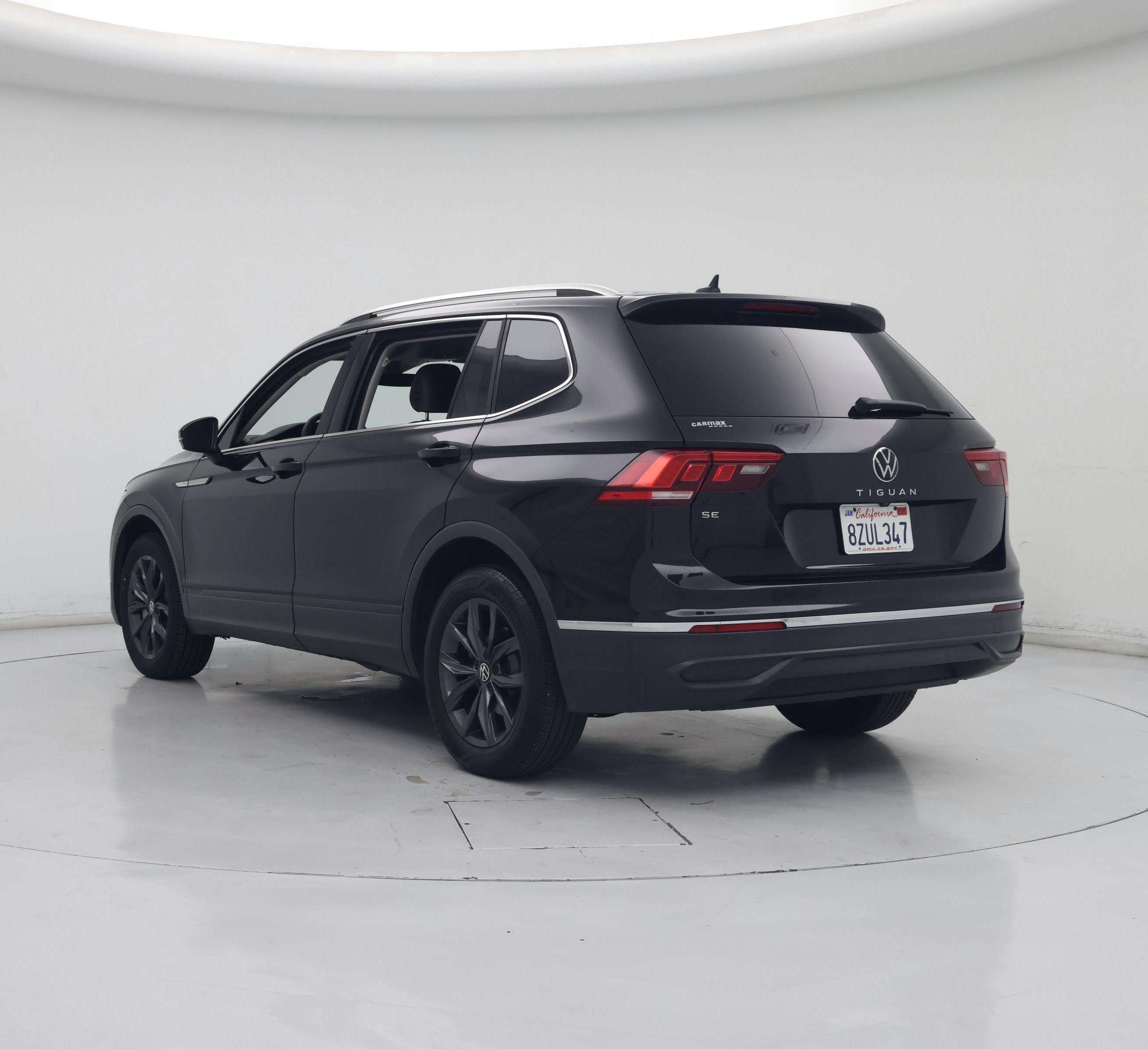 Thumbnail: 2022 Volkswagen Tiguan - 2