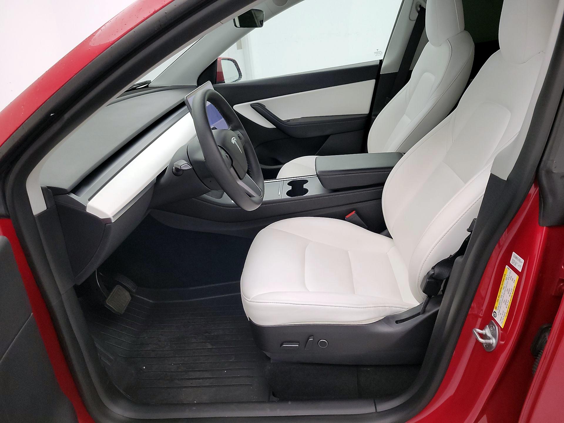 Thumbnail: 2022 Tesla Model Y - 11