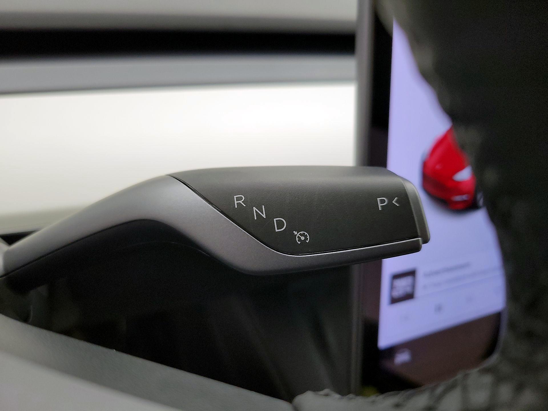 Thumbnail: 2022 Tesla Model Y - 17