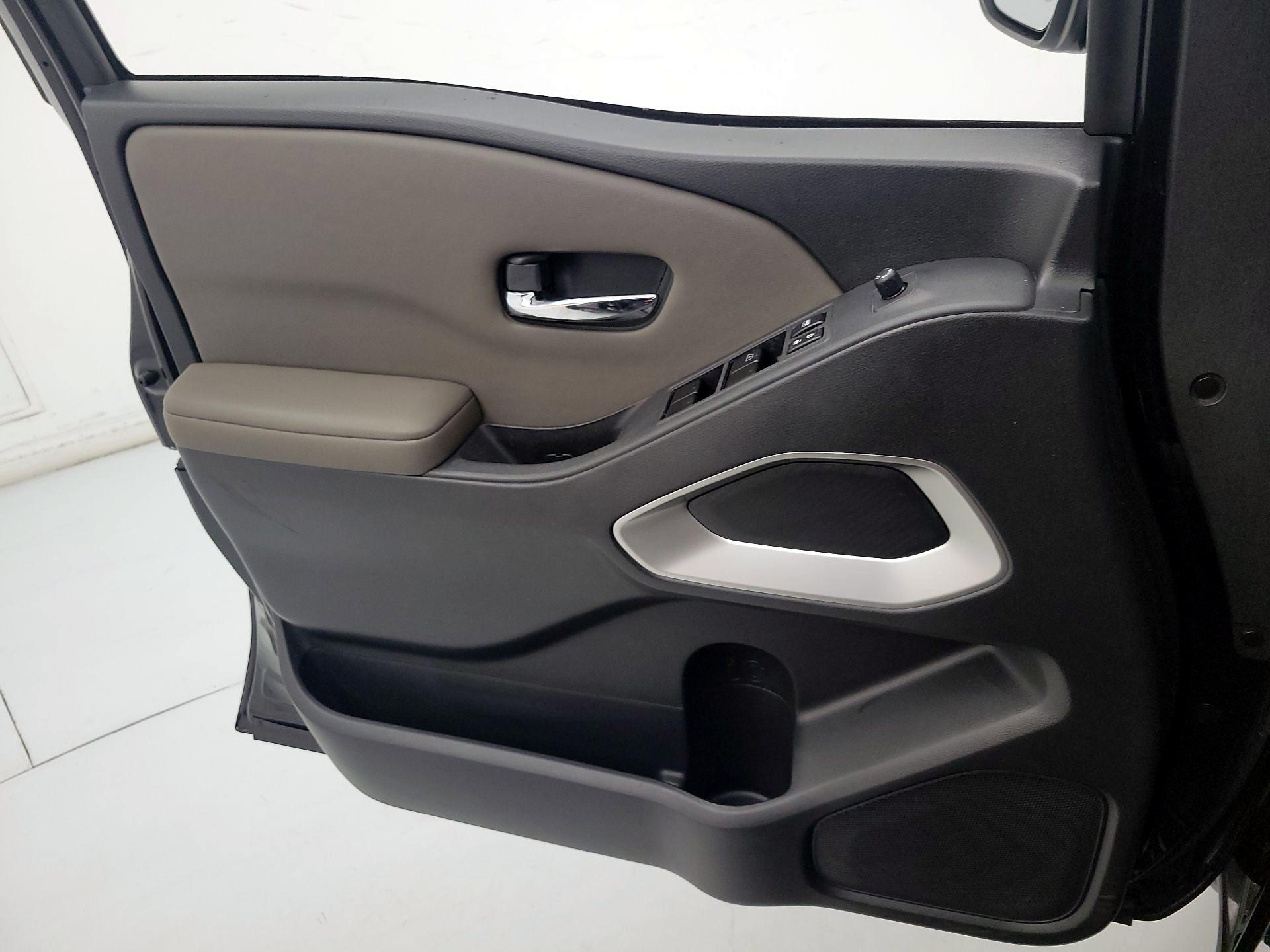 Thumbnail: 2022 Nissan Frontier - 12