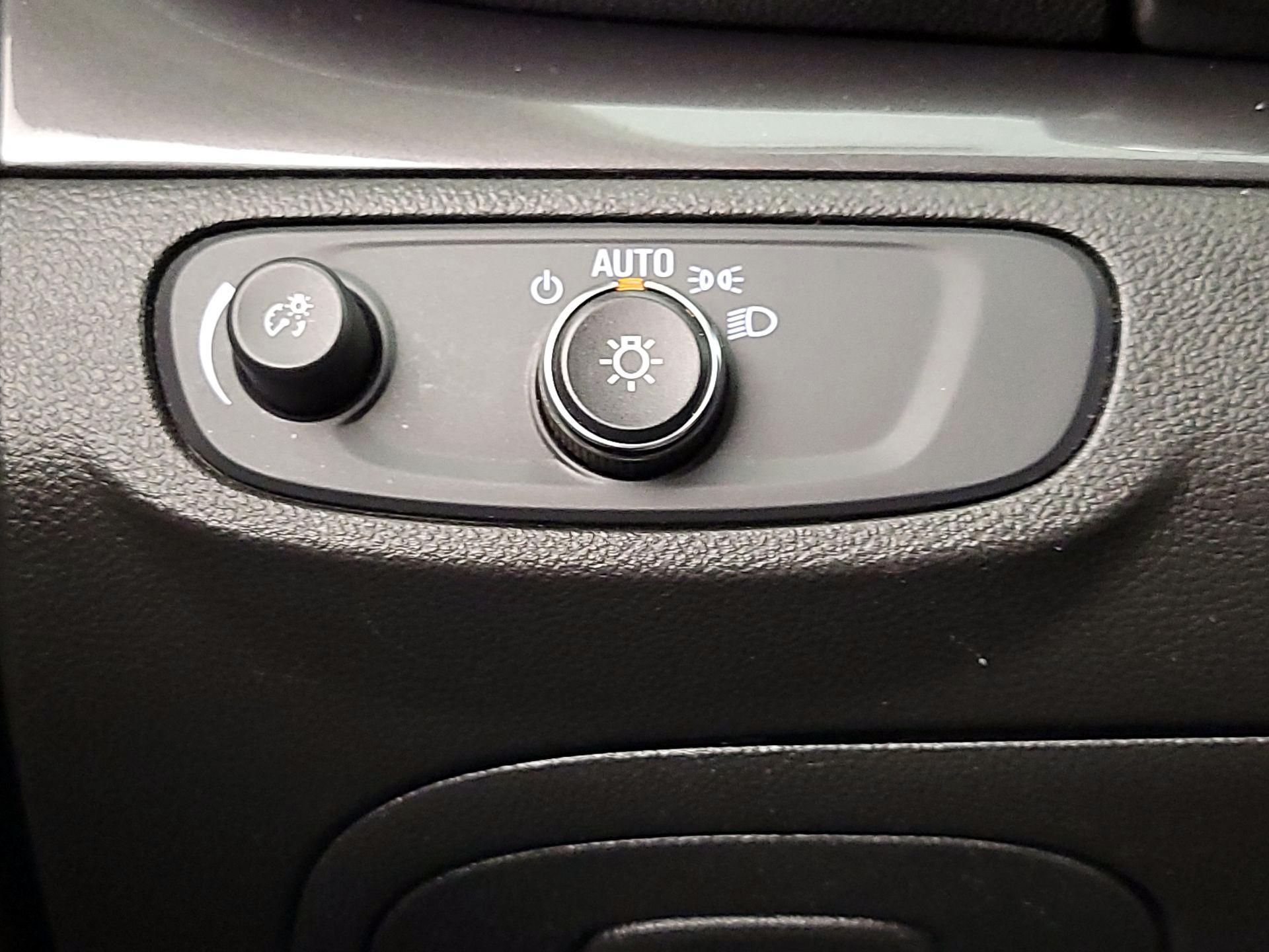 Thumbnail: 2019 Buick Encore - 13