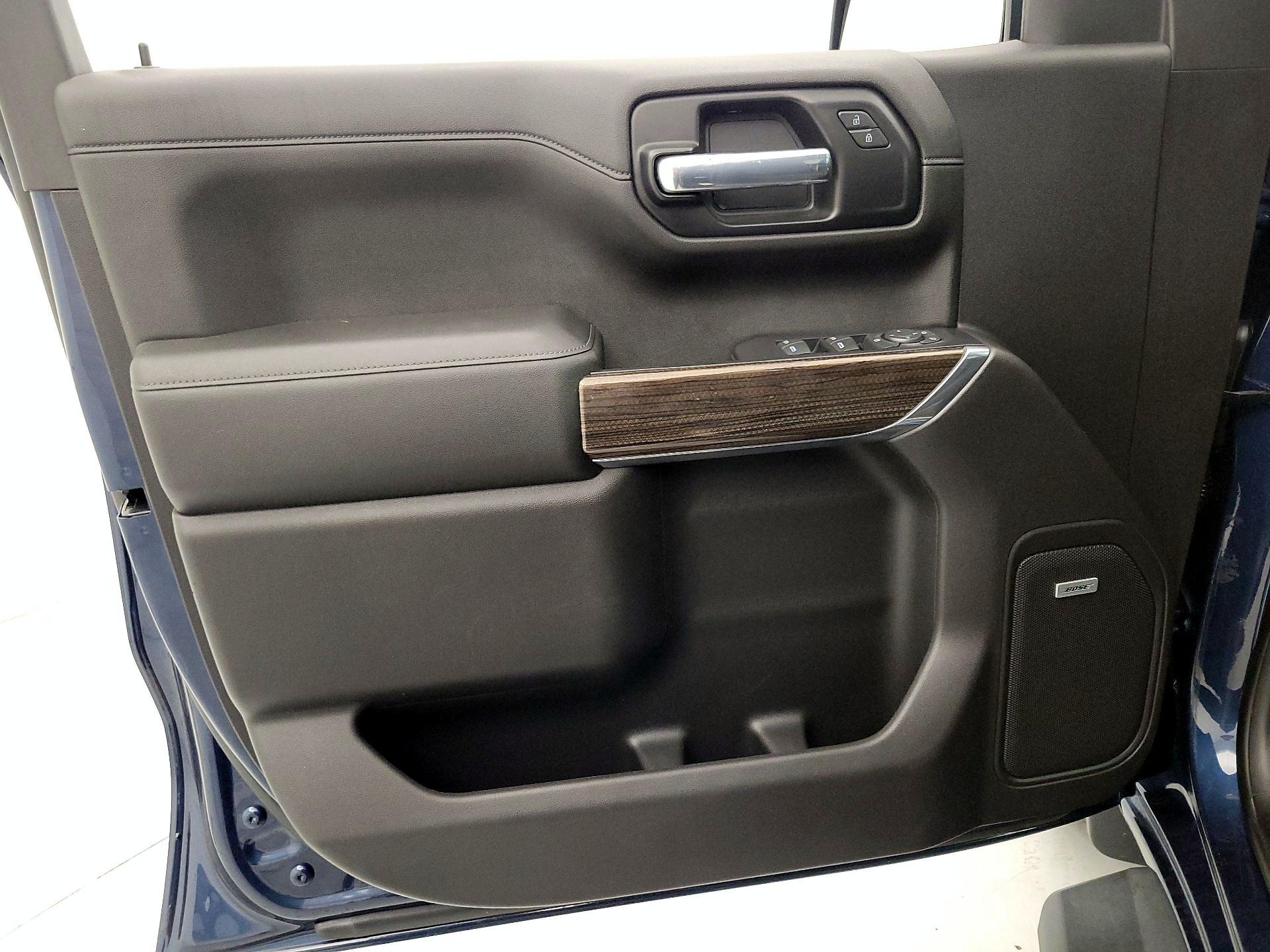 Thumbnail: 2020 Chevrolet Silverado 1500 - 12