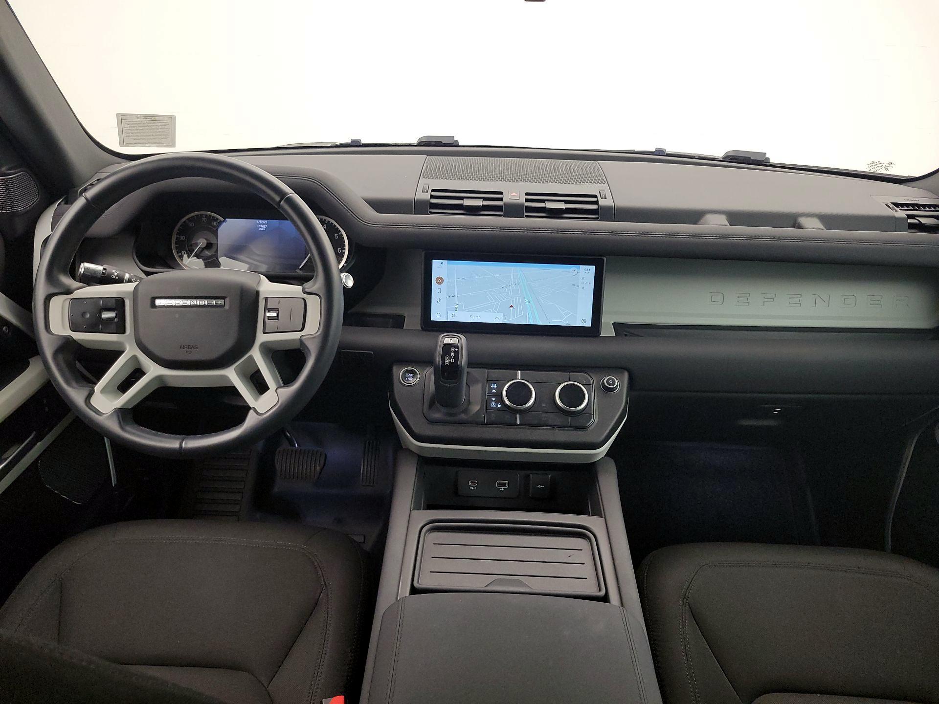 Thumbnail: 2022 Land Rover Defender - 9