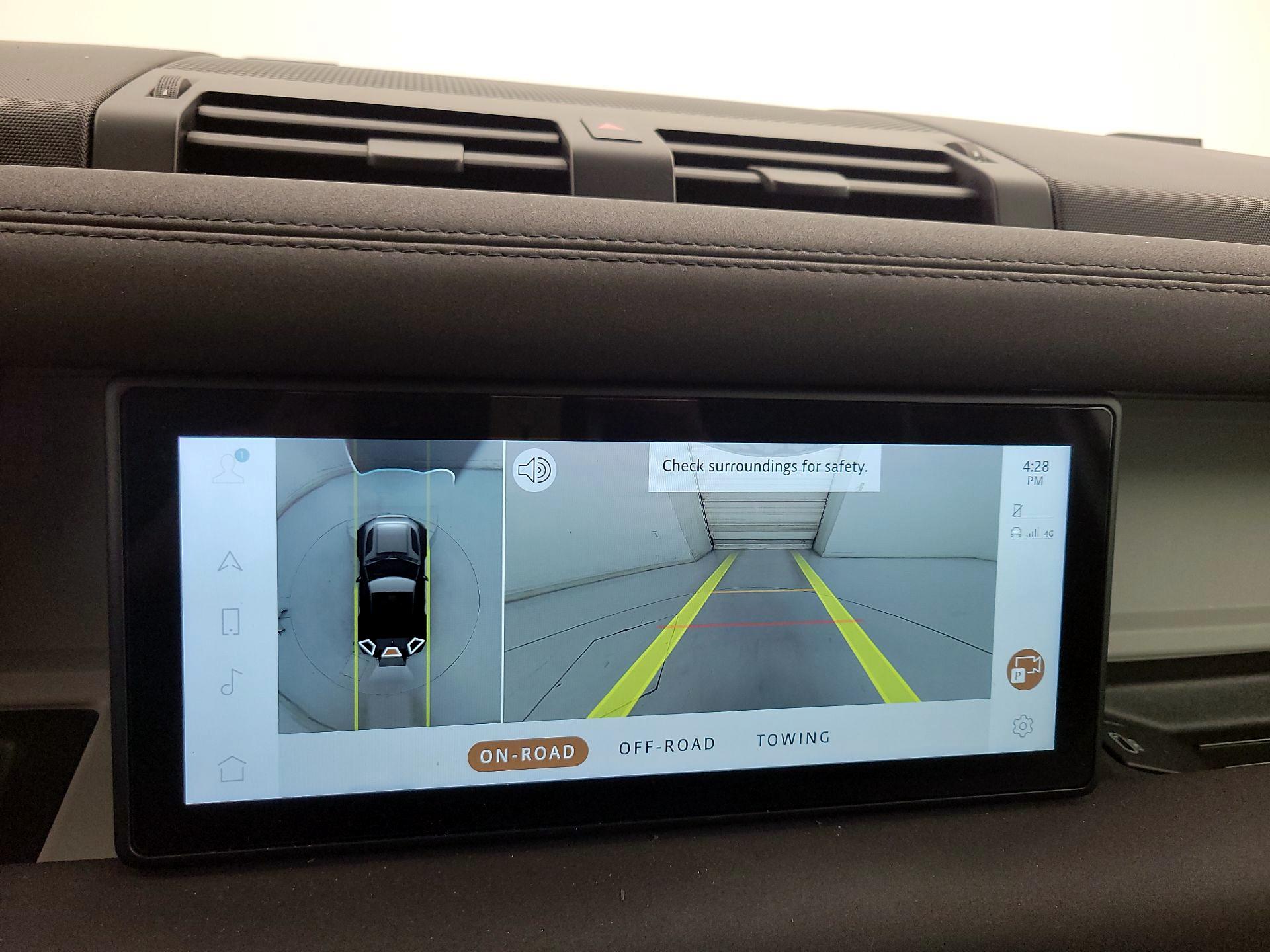 Thumbnail: 2022 Land Rover Defender - 15