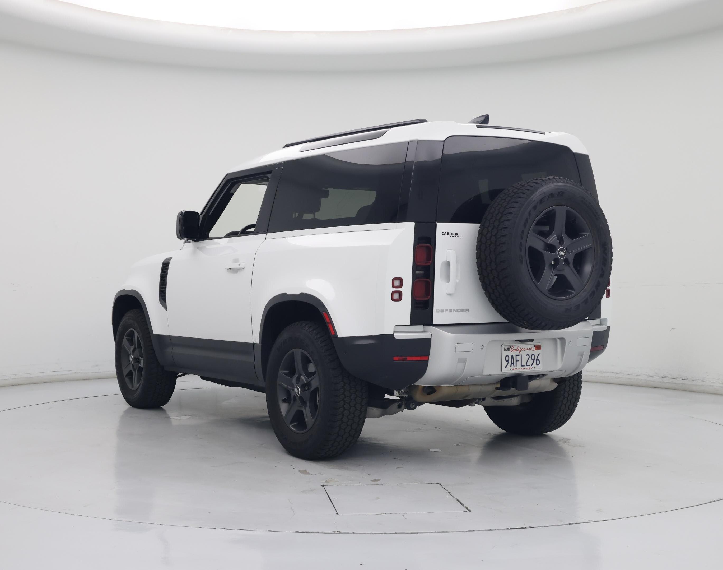 Thumbnail: 2022 Land Rover Defender - 2