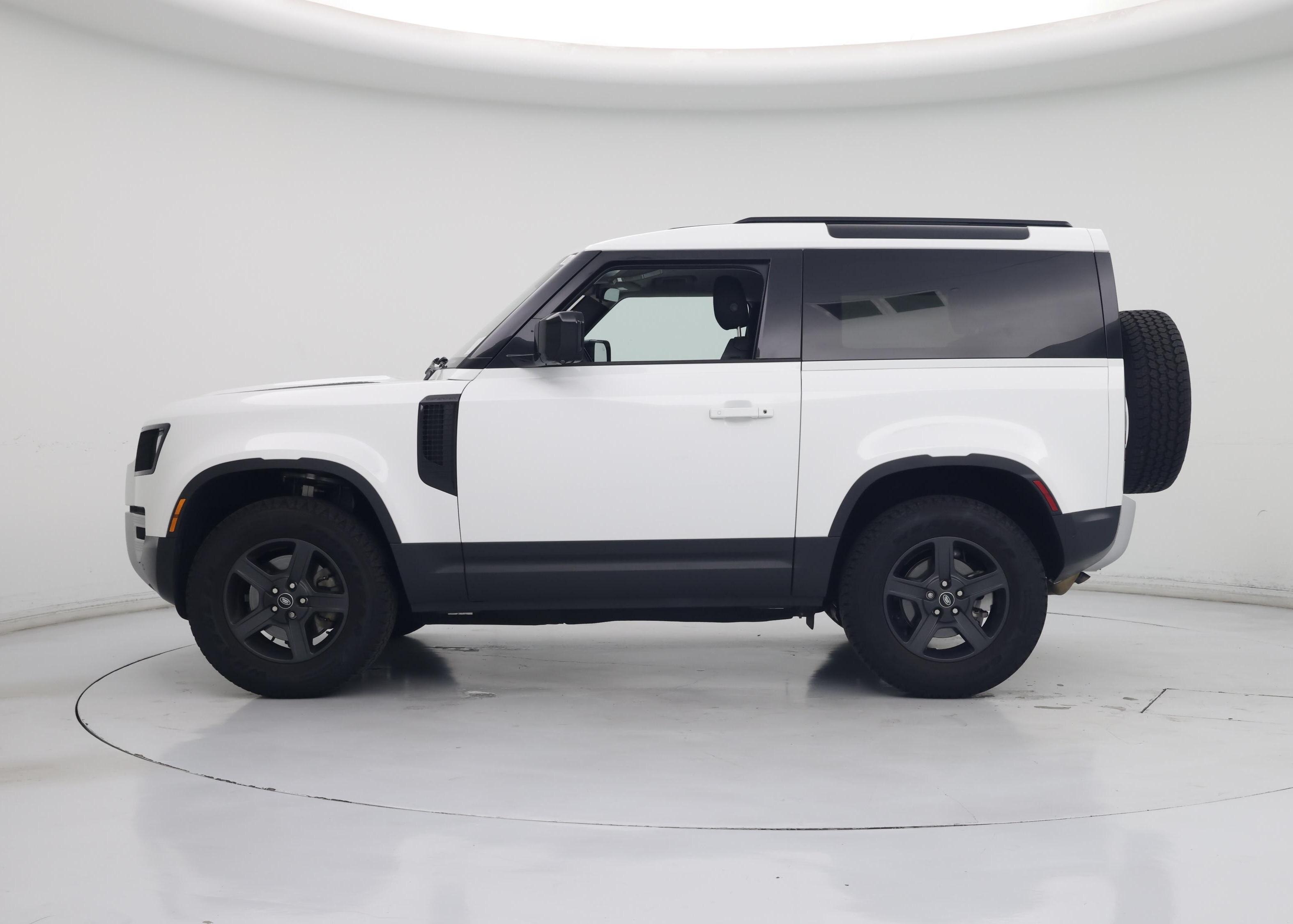 Thumbnail: 2022 Land Rover Defender - 3