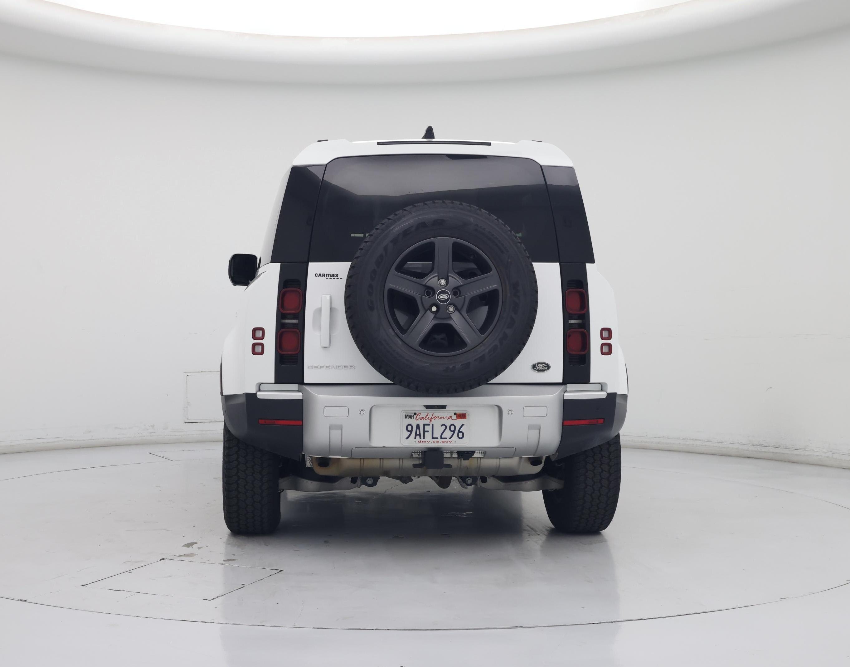 Thumbnail: 2022 Land Rover Defender - 6