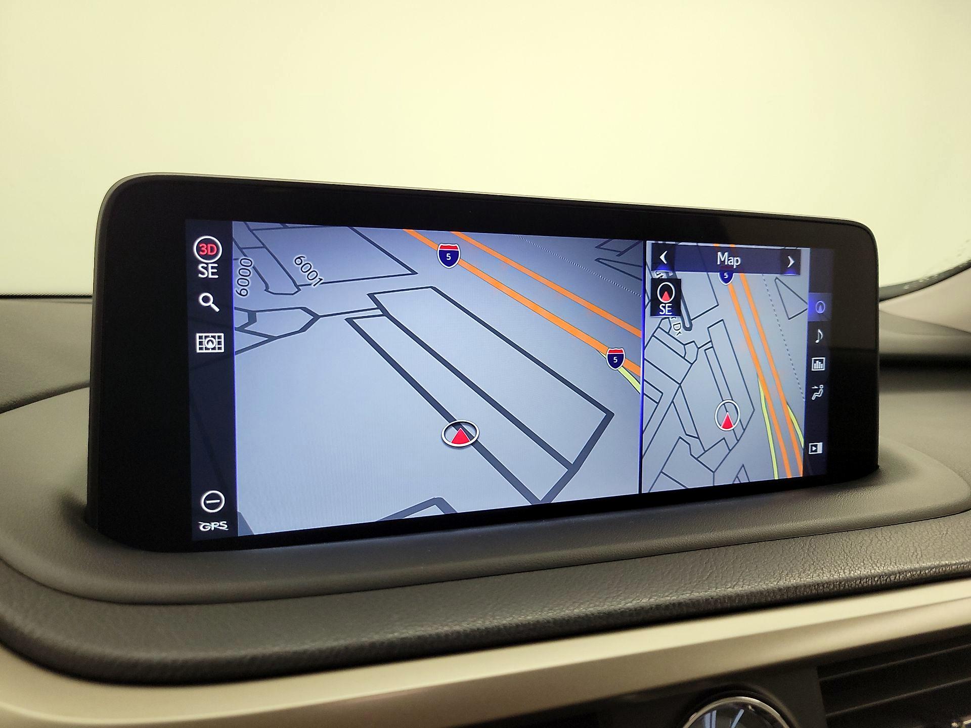 Thumbnail: 2020 Lexus RX - 14