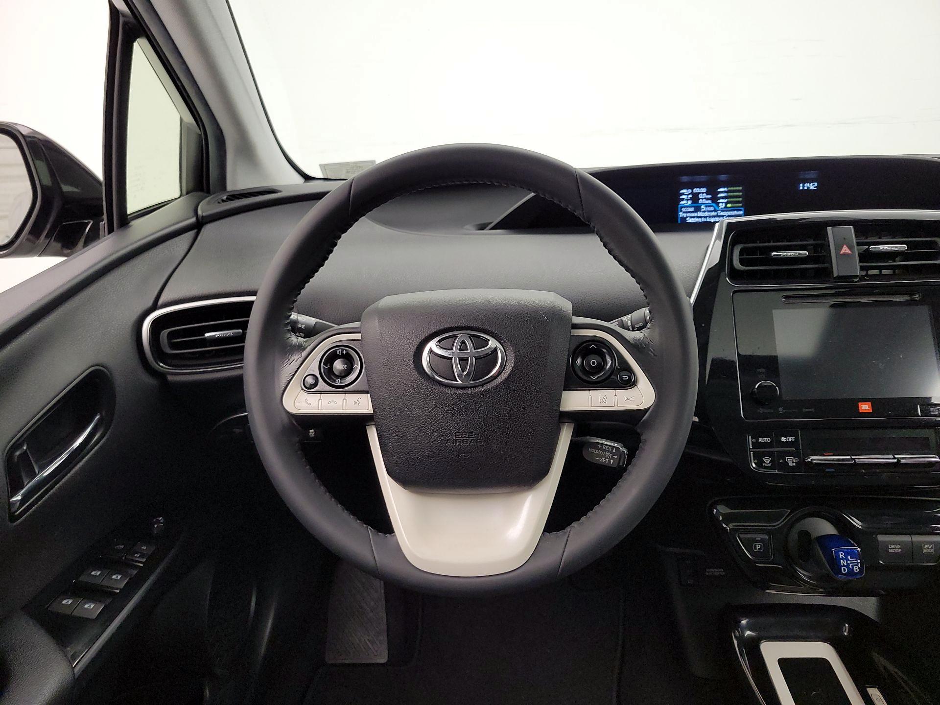 Thumbnail: 2016 Toyota Prius - 10