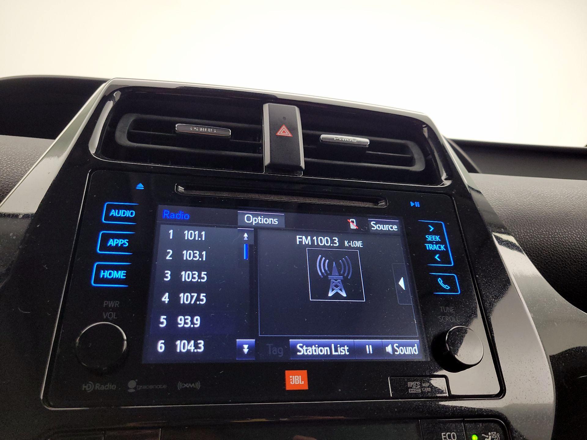 Thumbnail: 2016 Toyota Prius - 16