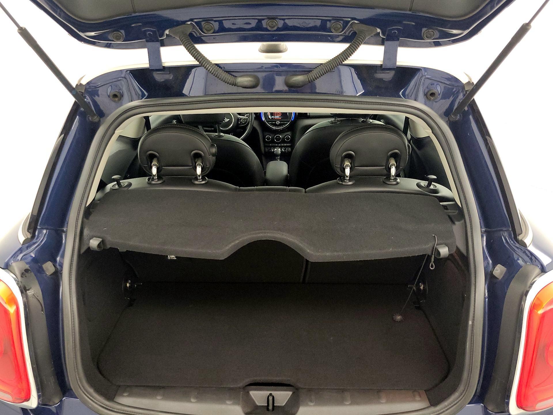 Thumbnail: 2017 MINI Cooper Hardtop - 18