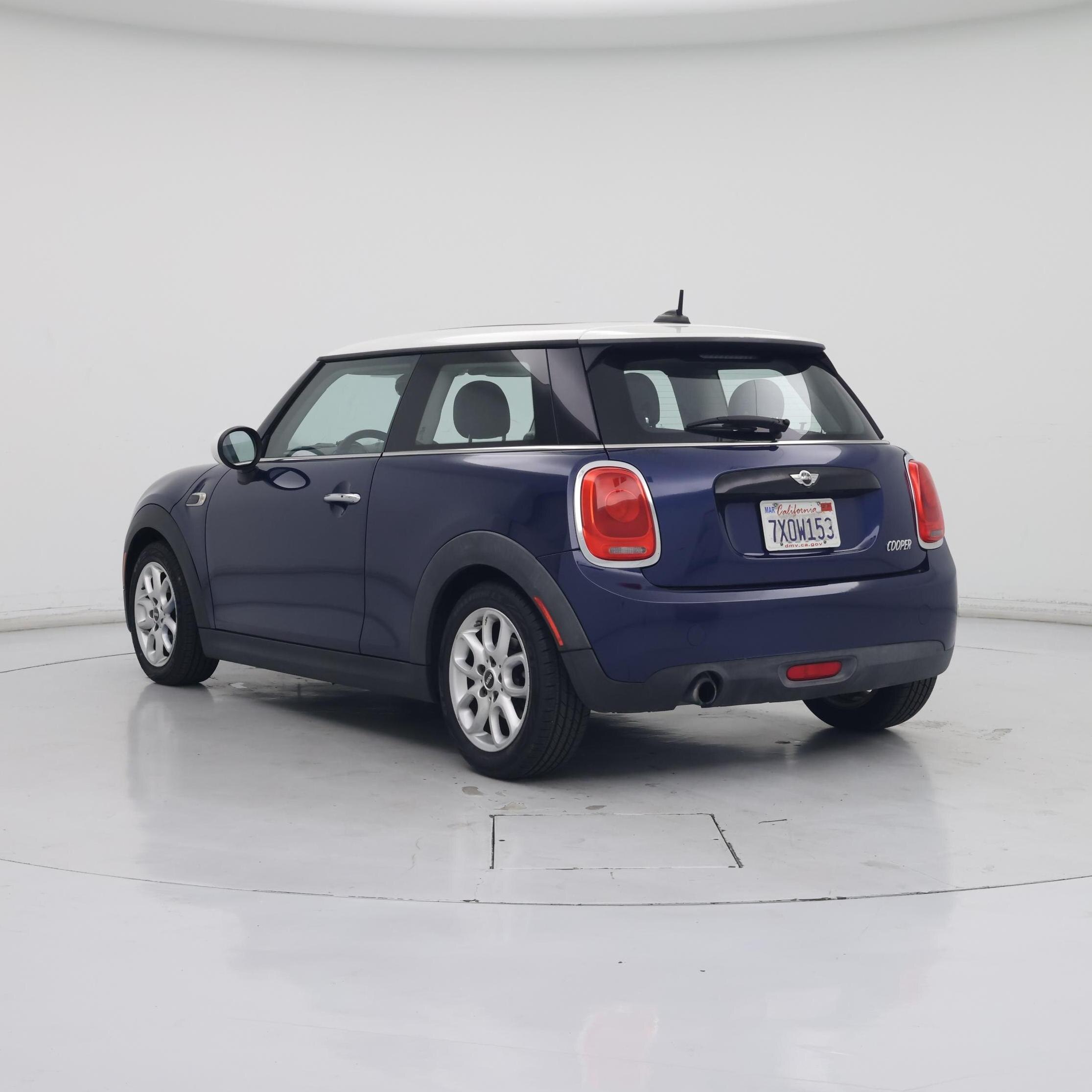 Thumbnail: 2017 MINI Cooper Hardtop - 2