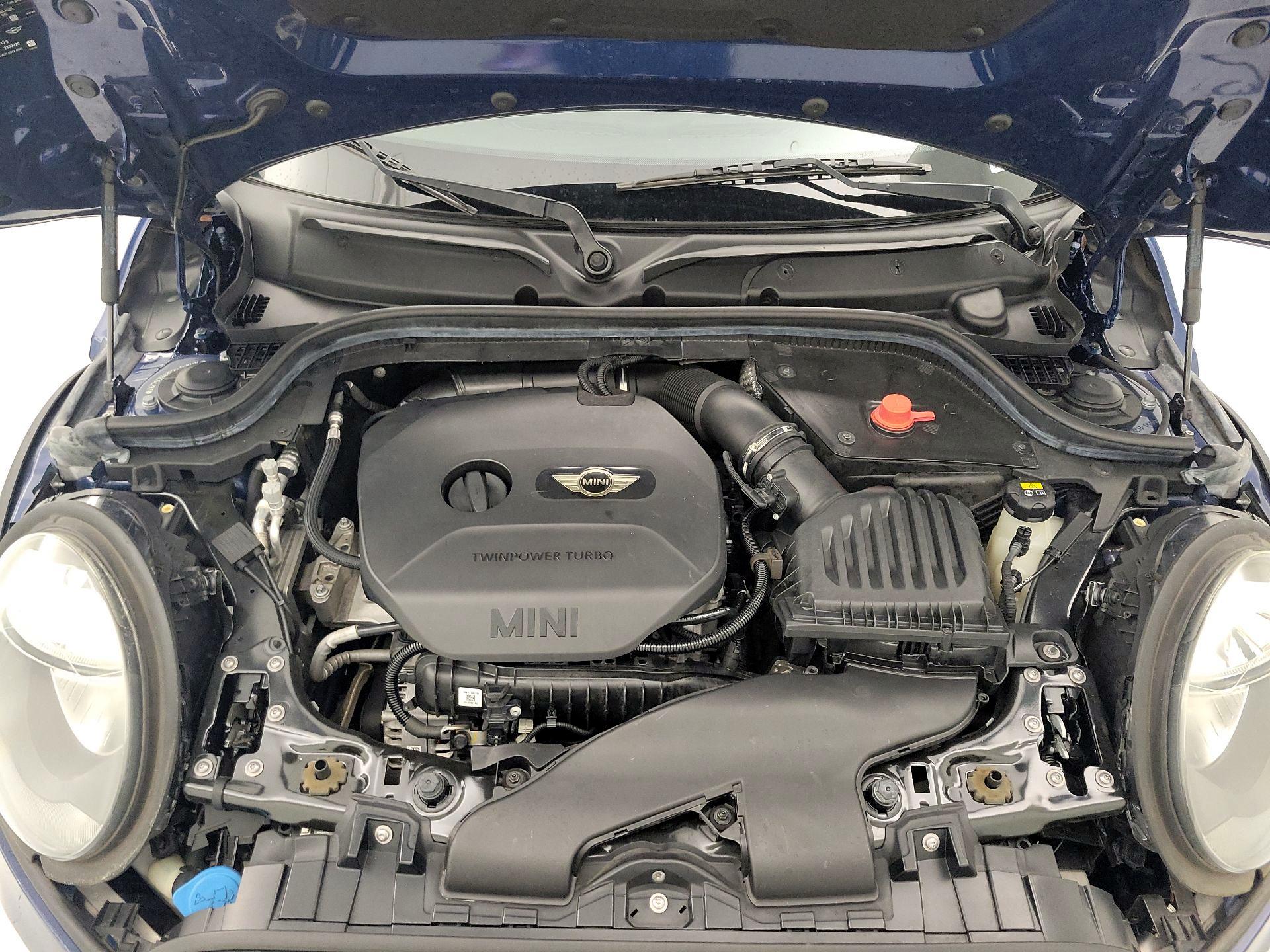 Thumbnail: 2017 MINI Cooper Hardtop - 19