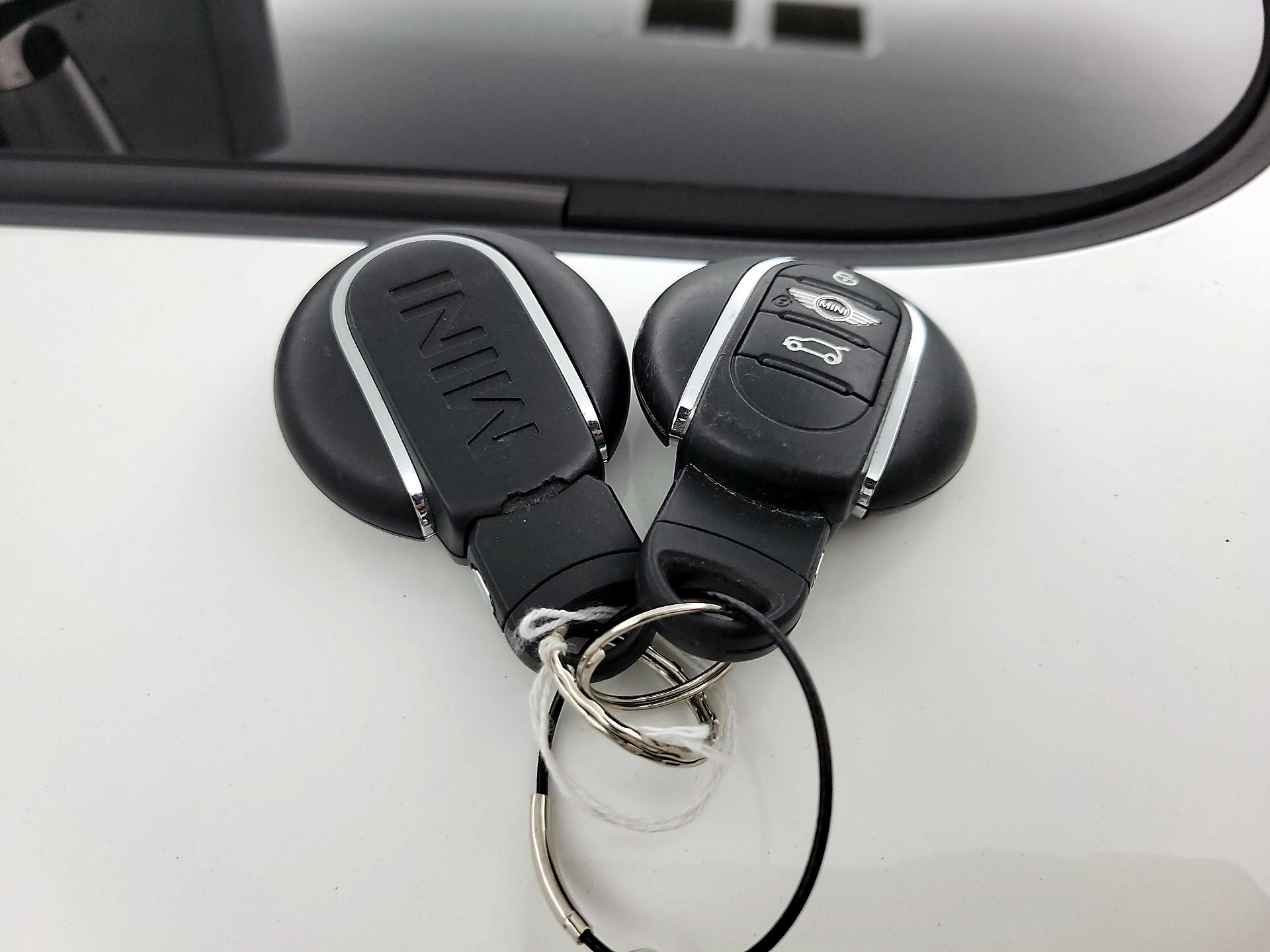 Thumbnail: 2017 MINI Cooper Hardtop - 20