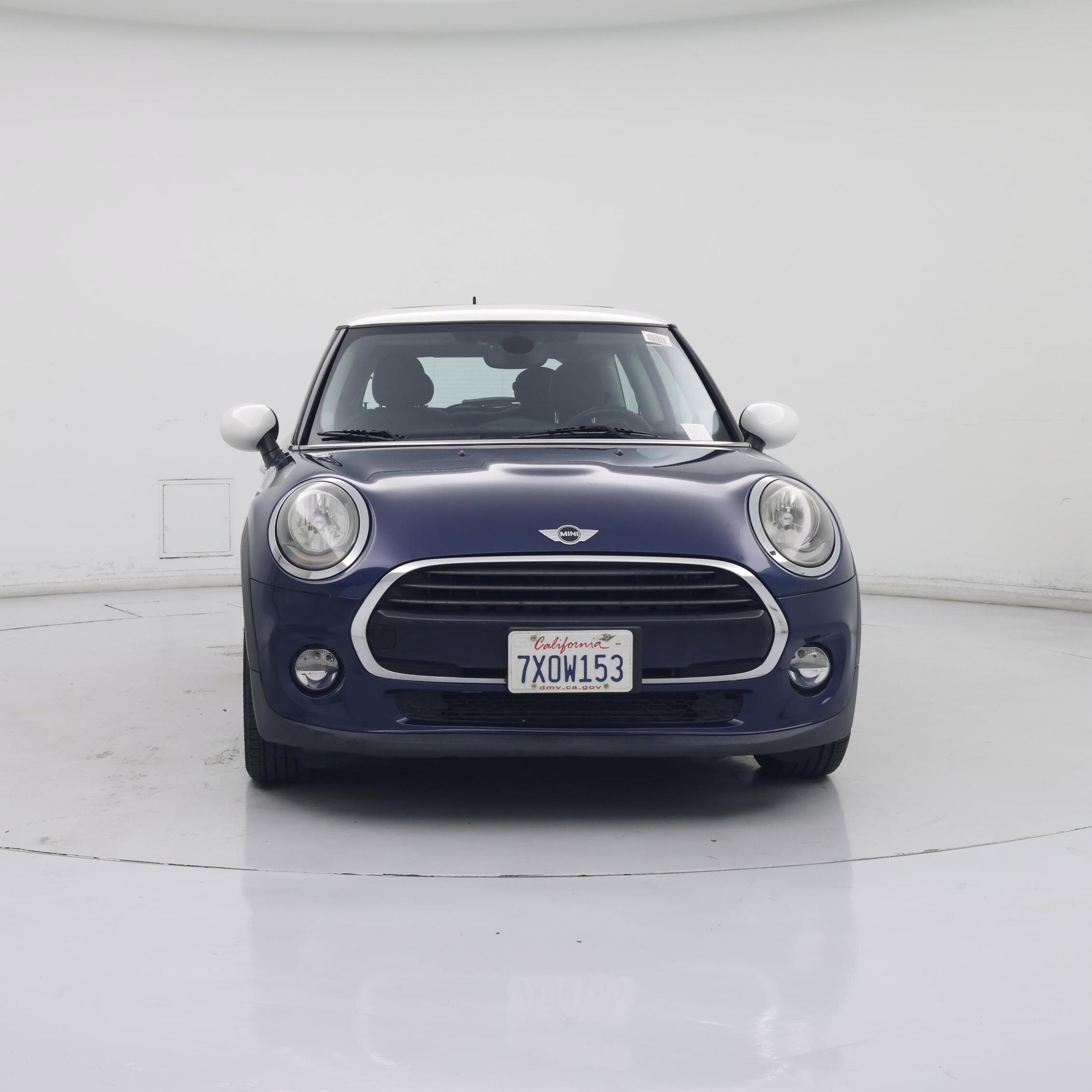 Thumbnail: 2017 MINI Cooper Hardtop - 5