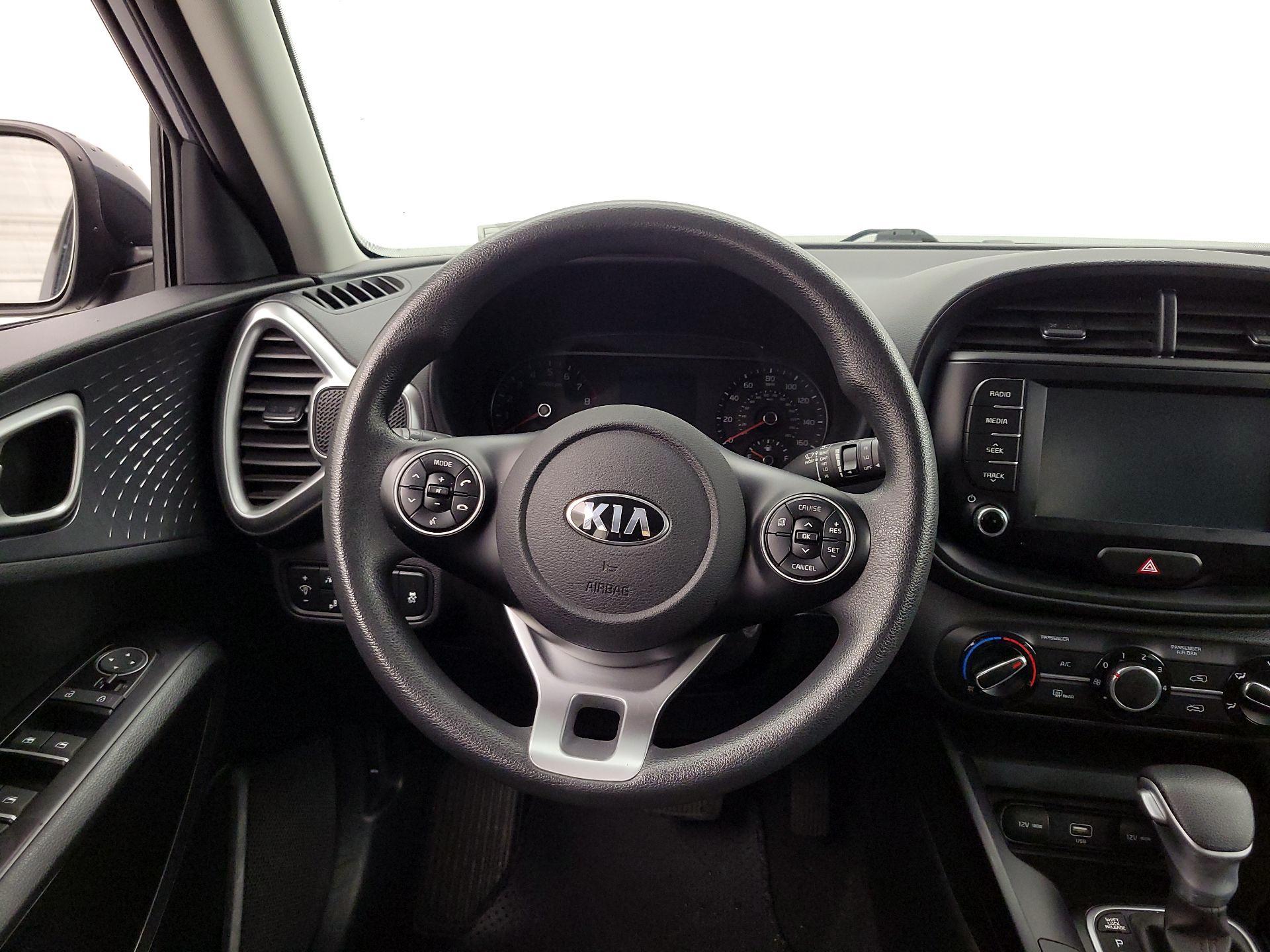 Thumbnail: 2020 Kia Soul - 10