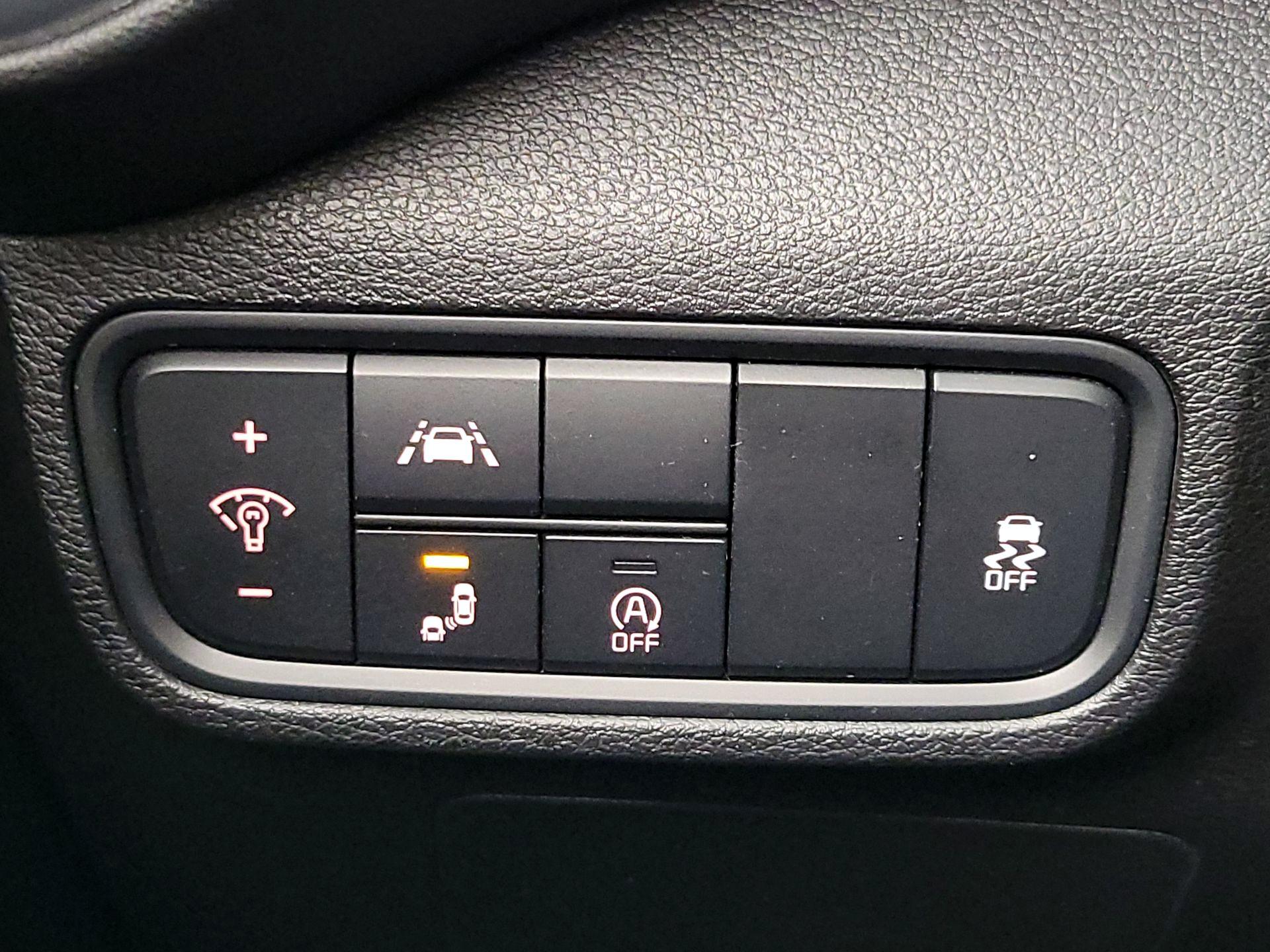 Thumbnail: 2020 Kia Soul - 13