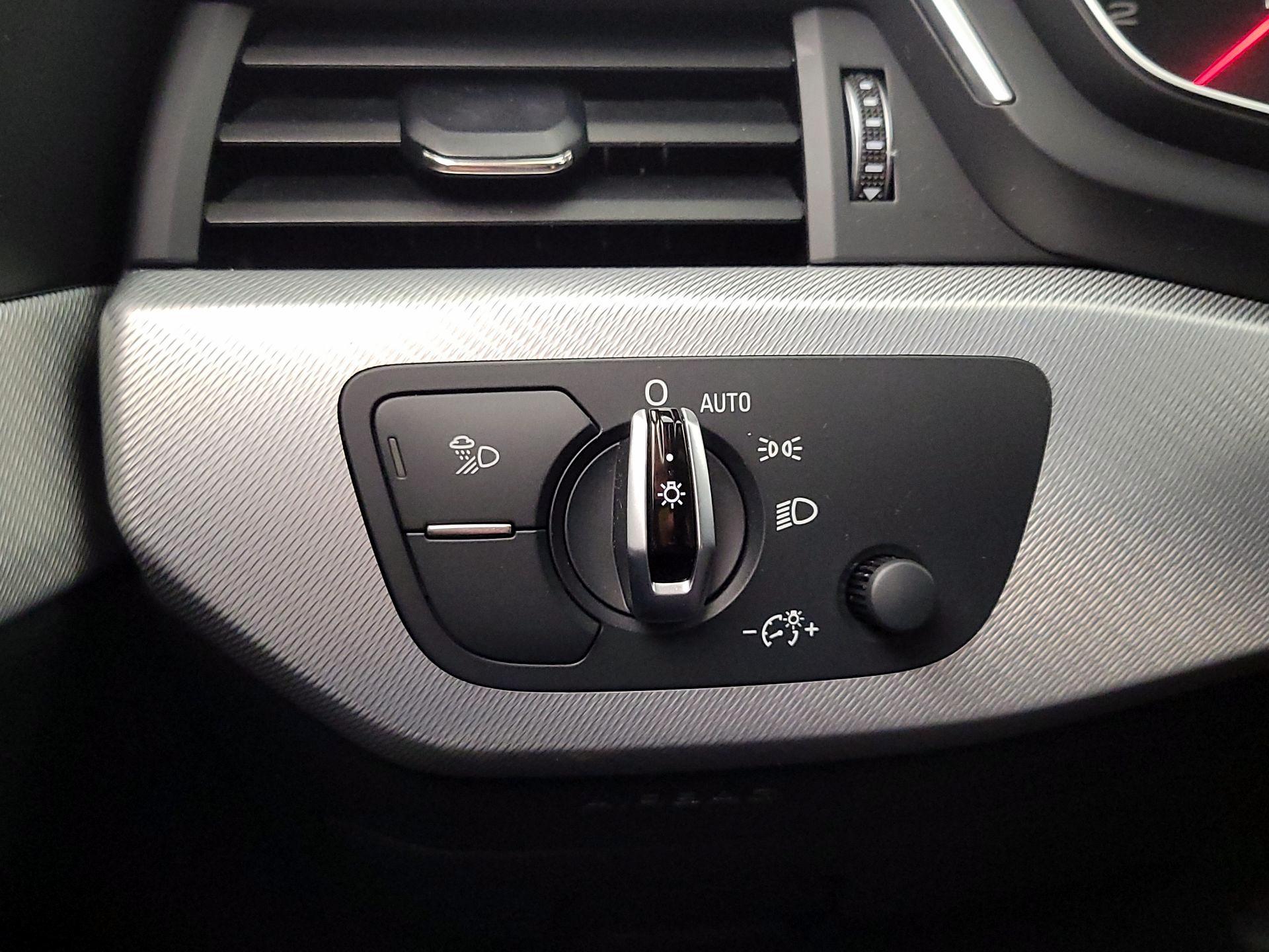 Thumbnail: 2018 Audi A4 - 13