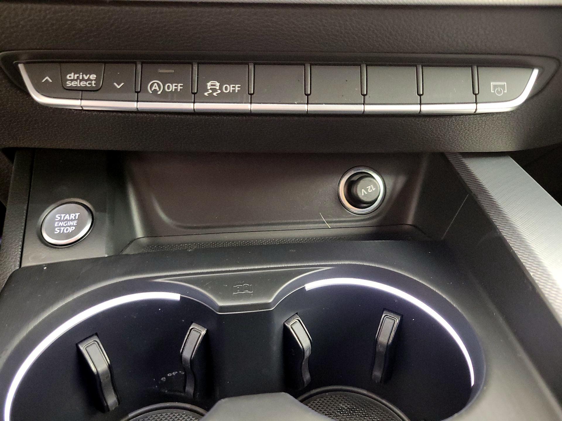 Thumbnail: 2018 Audi A4 - 18