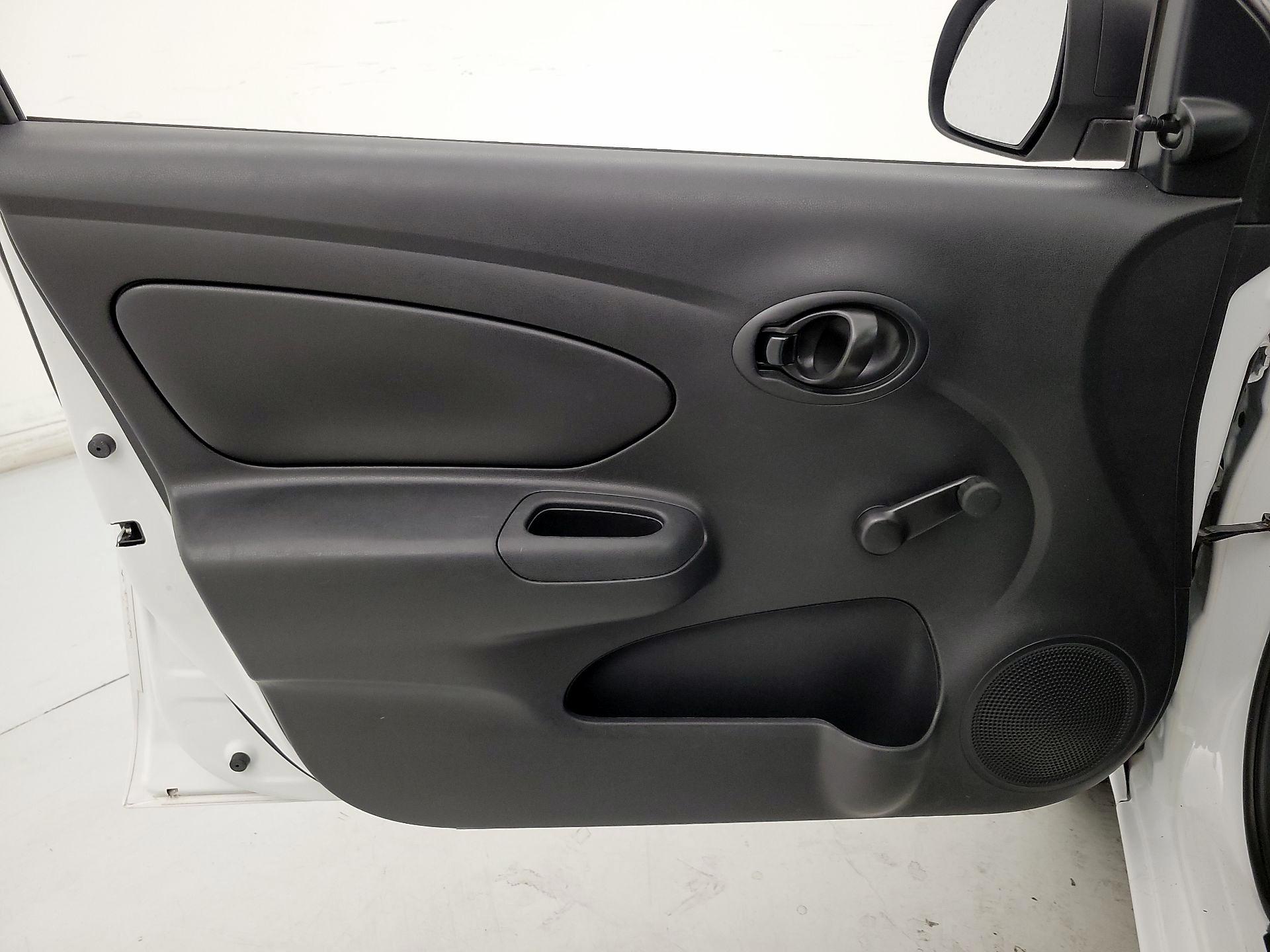 Thumbnail: 2015 Nissan Versa - 12