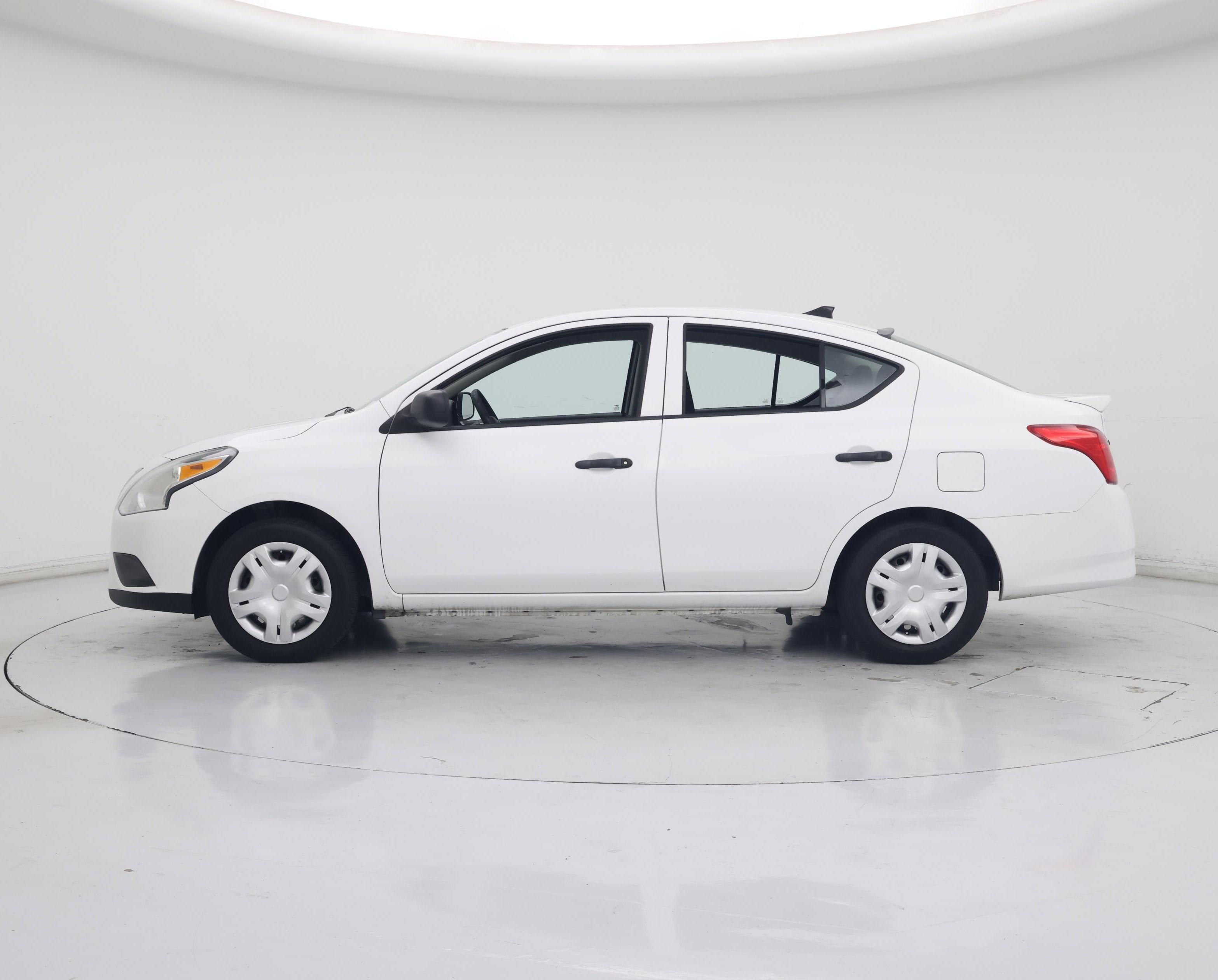 Thumbnail: 2015 Nissan Versa - 3