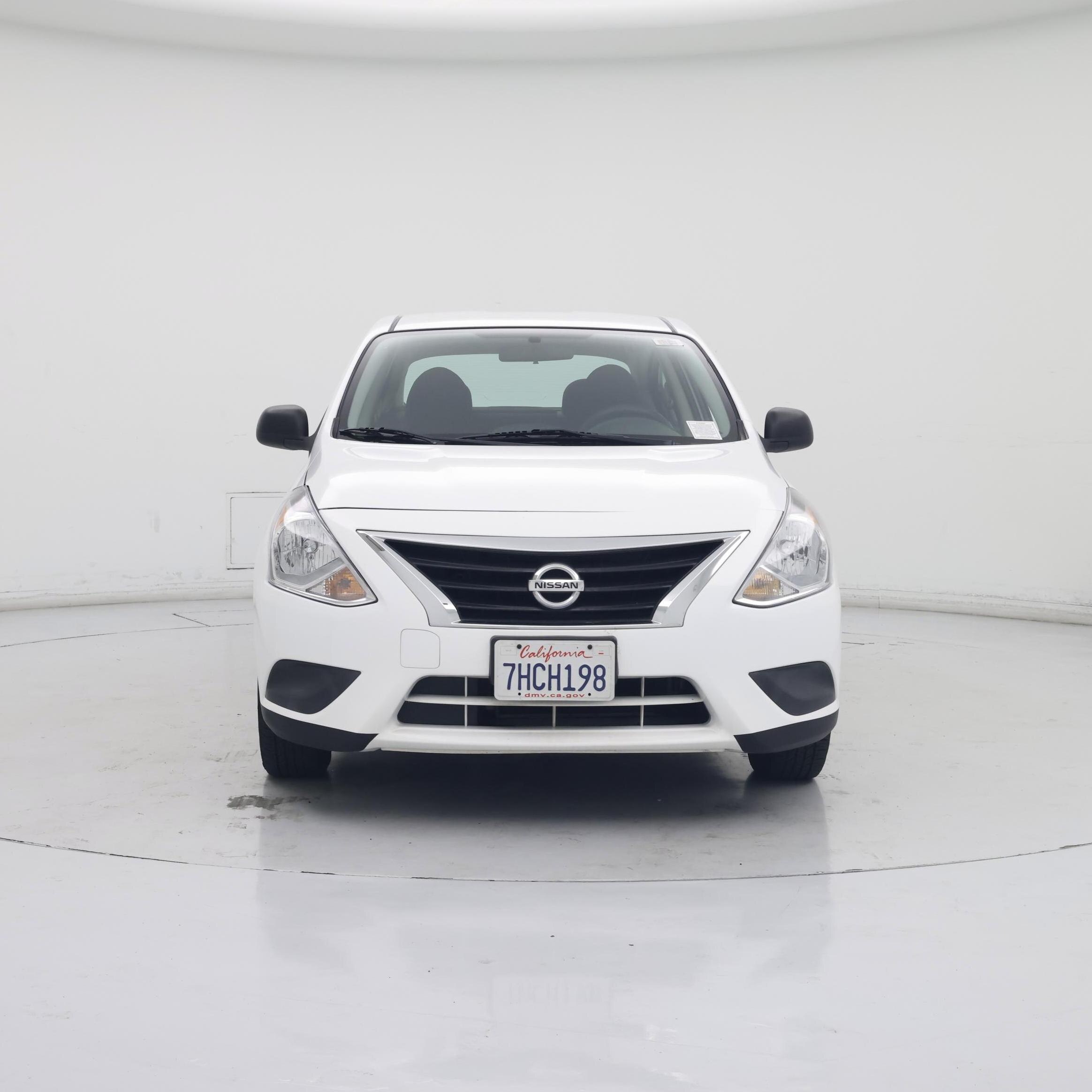 Thumbnail: 2015 Nissan Versa - 5