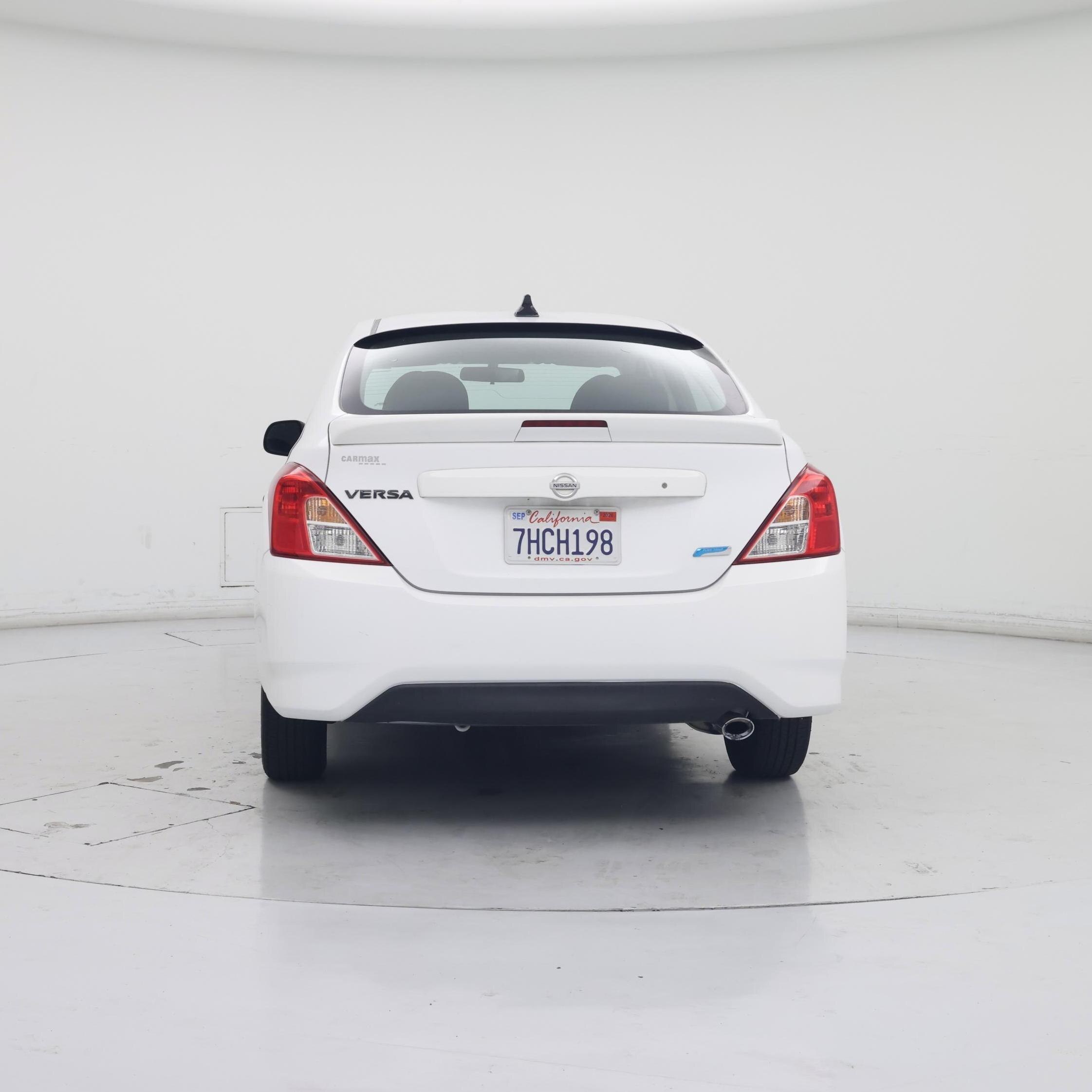 Thumbnail: 2015 Nissan Versa - 6