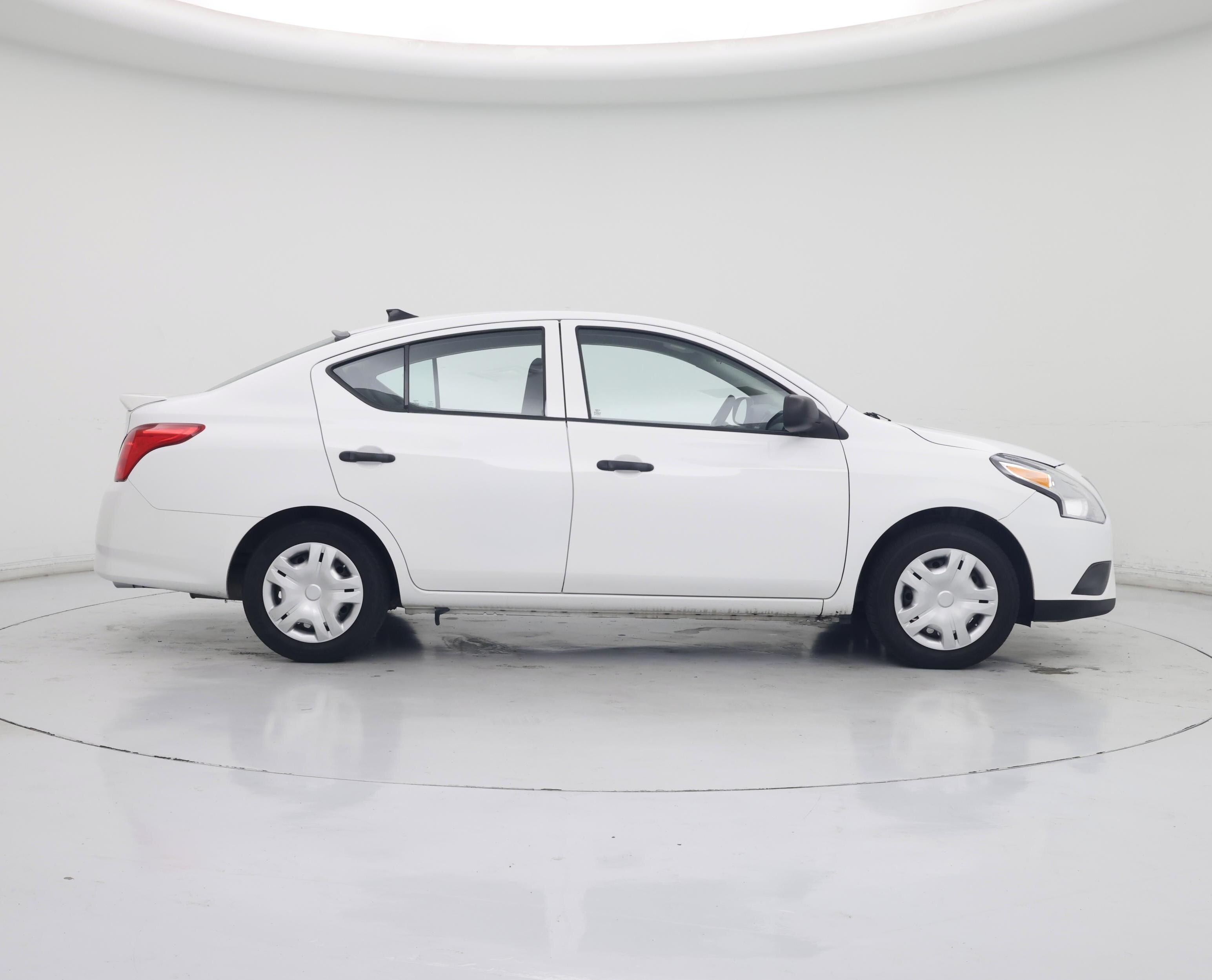 Thumbnail: 2015 Nissan Versa - 7