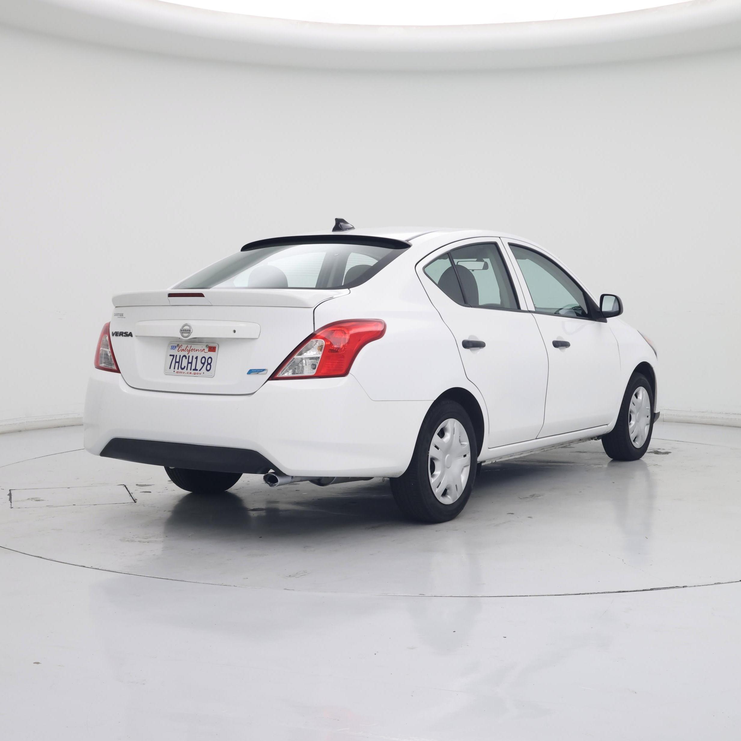 Thumbnail: 2015 Nissan Versa - 8