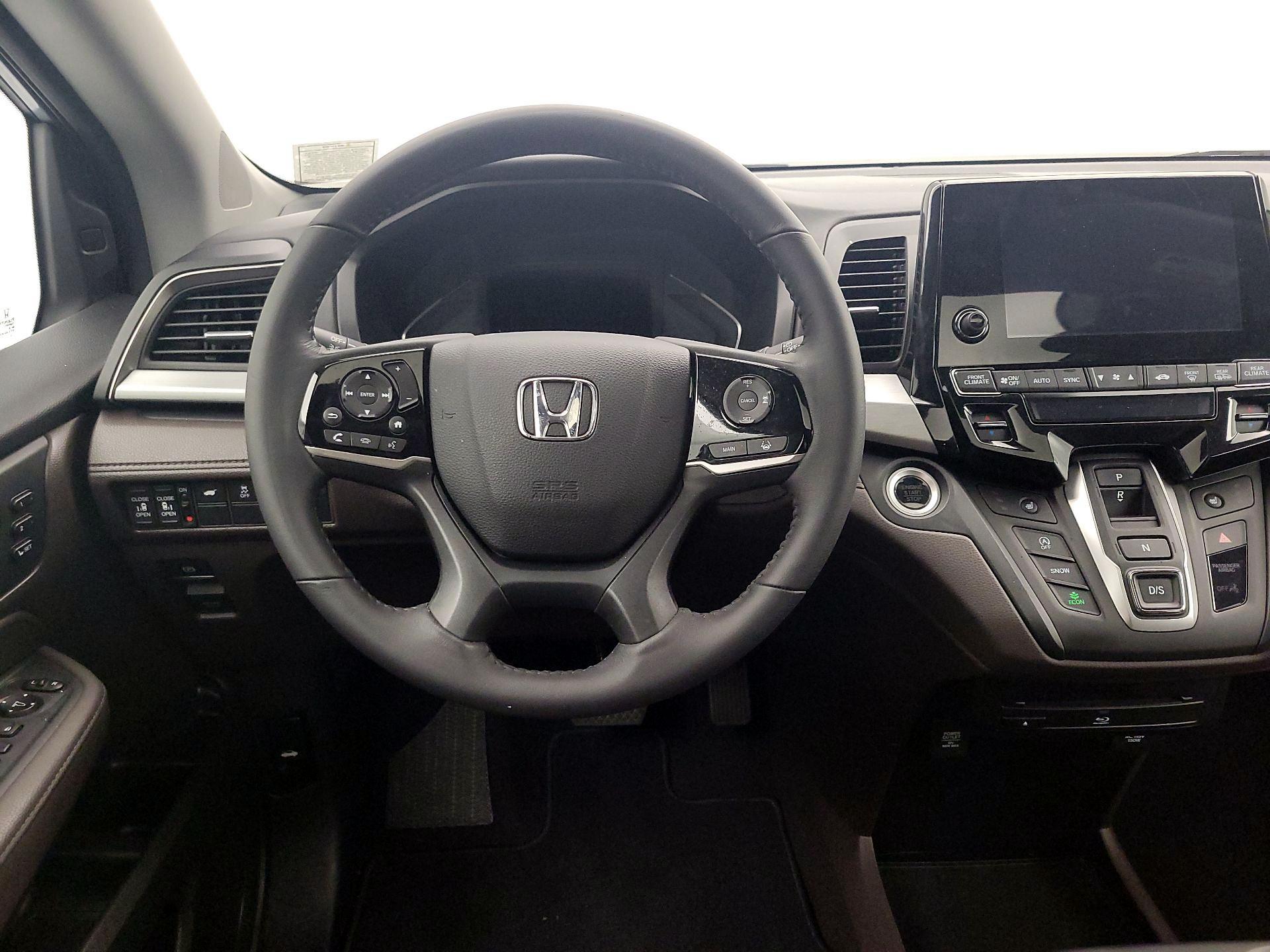 Thumbnail: 2020 Honda Odyssey - 10