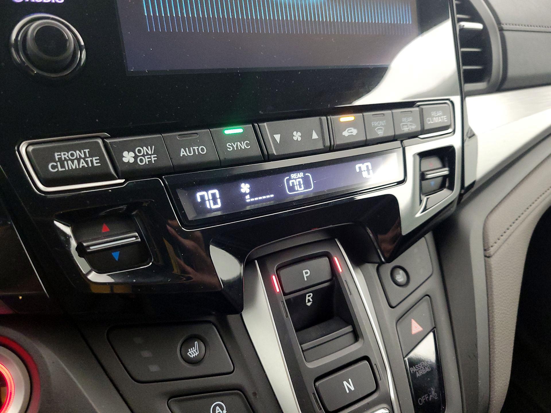 Thumbnail: 2020 Honda Odyssey - 16