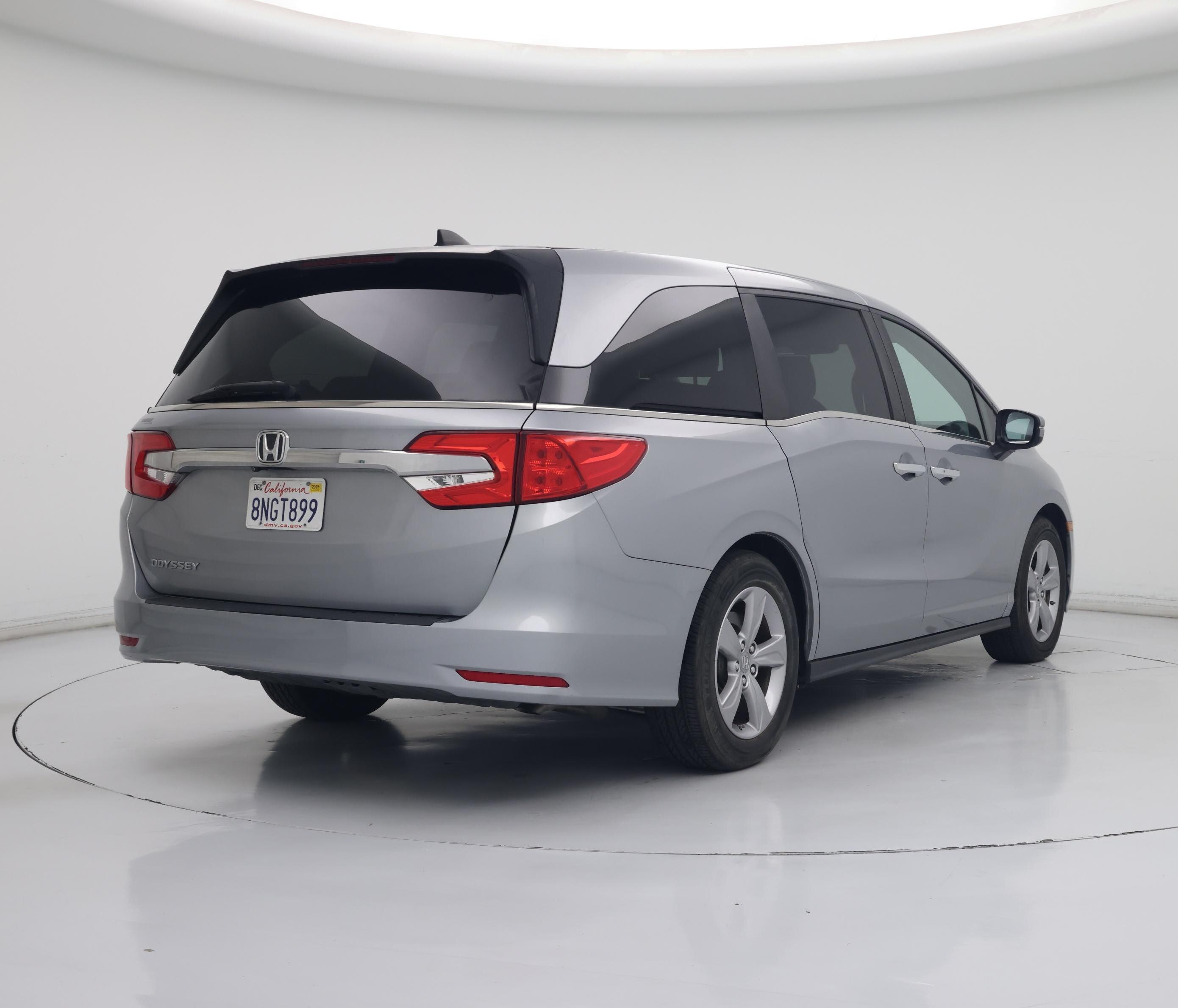 Thumbnail: 2020 Honda Odyssey - 8