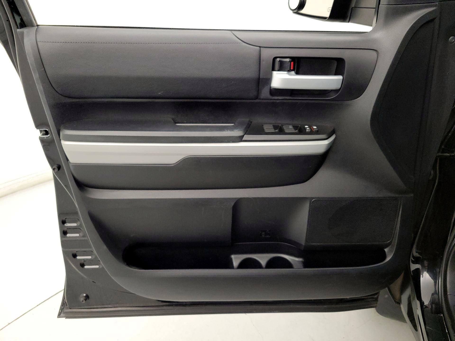 Thumbnail: 2020 Toyota Tundra - 12