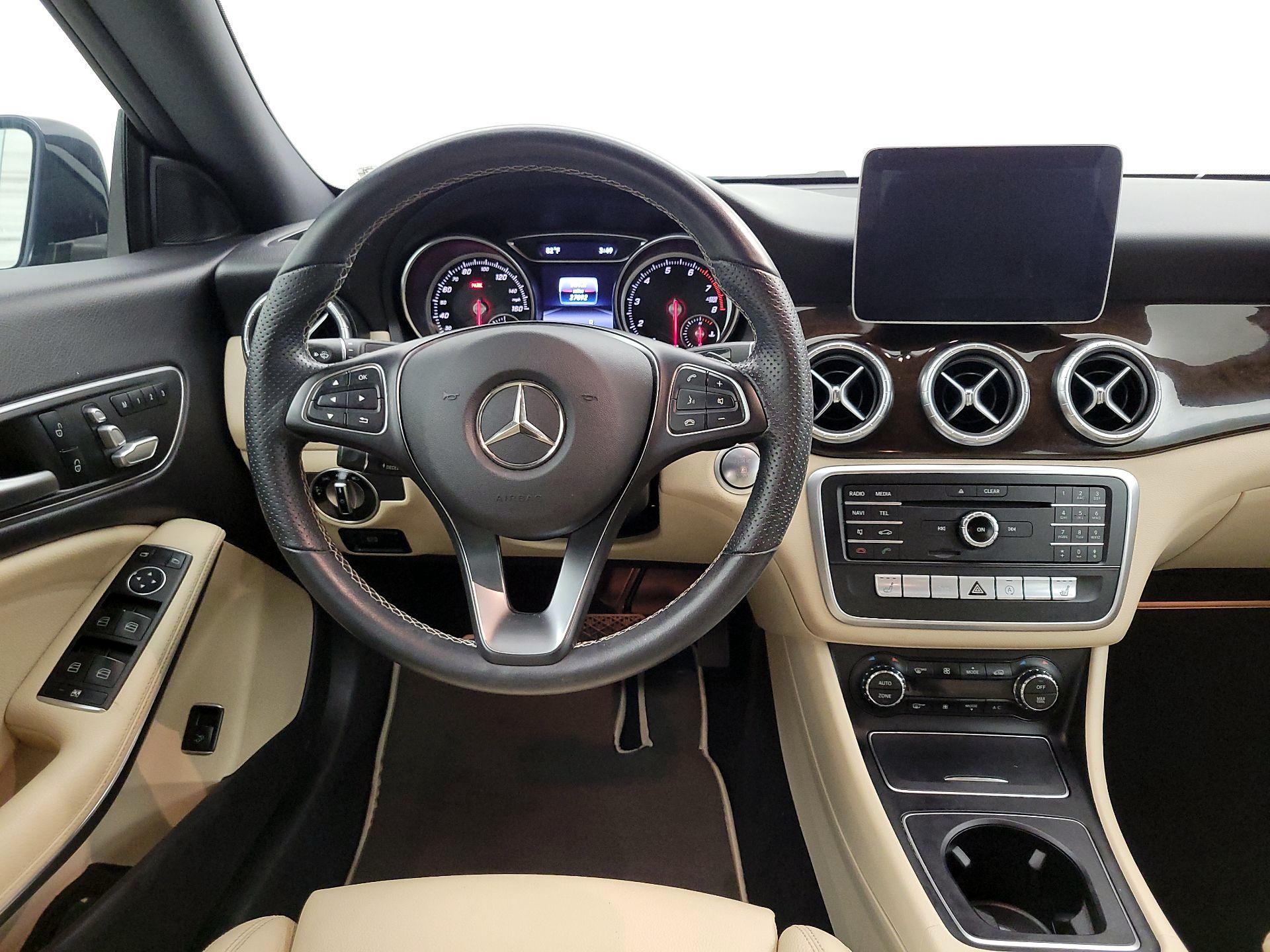 Thumbnail: 2019 Mercedes-Benz CLA - 10