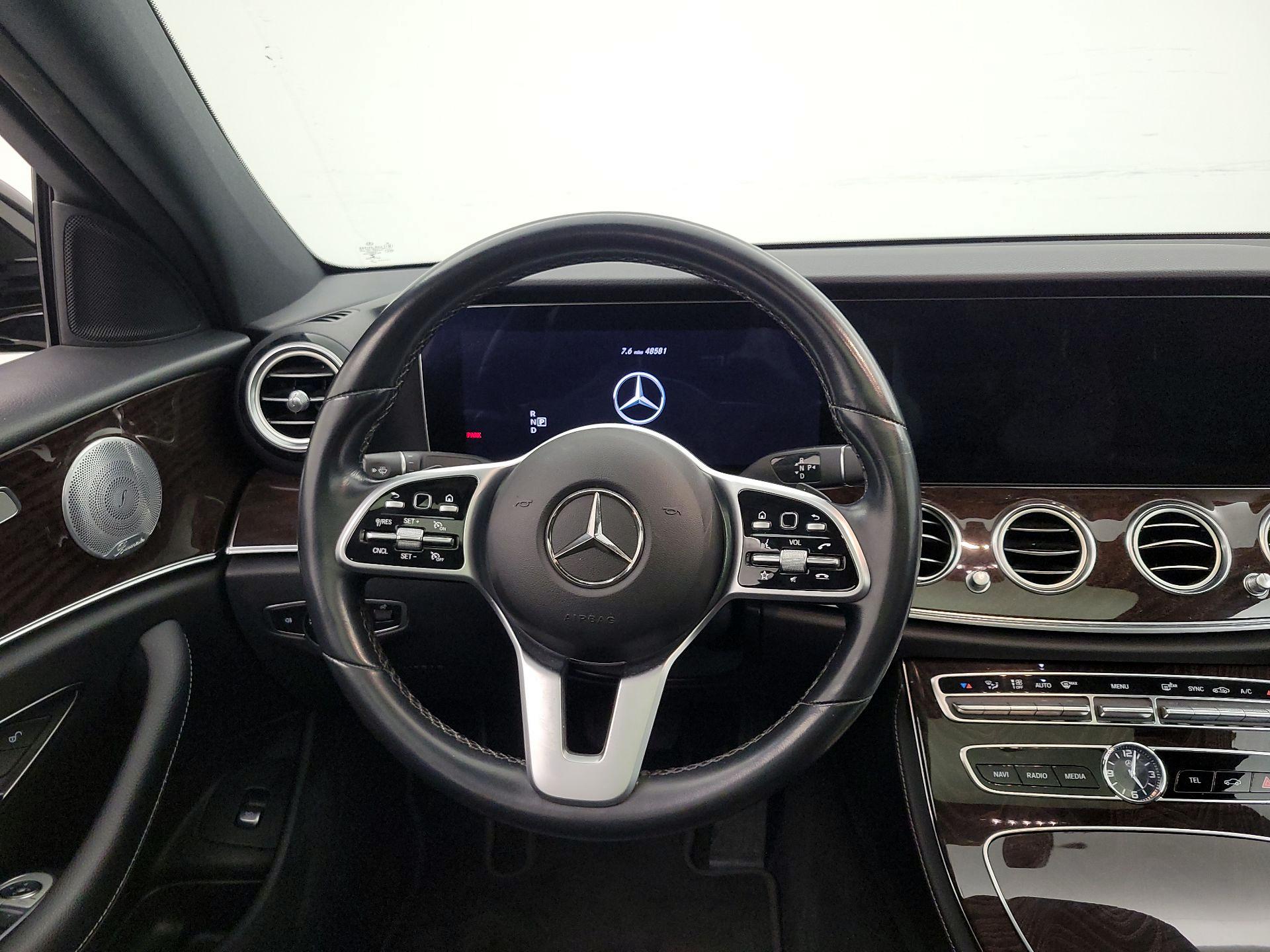 Thumbnail: 2020 Mercedes-Benz E-Class - 10