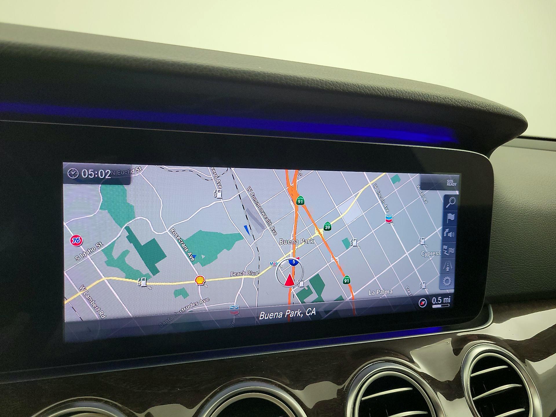 Thumbnail: 2020 Mercedes-Benz E-Class - 14