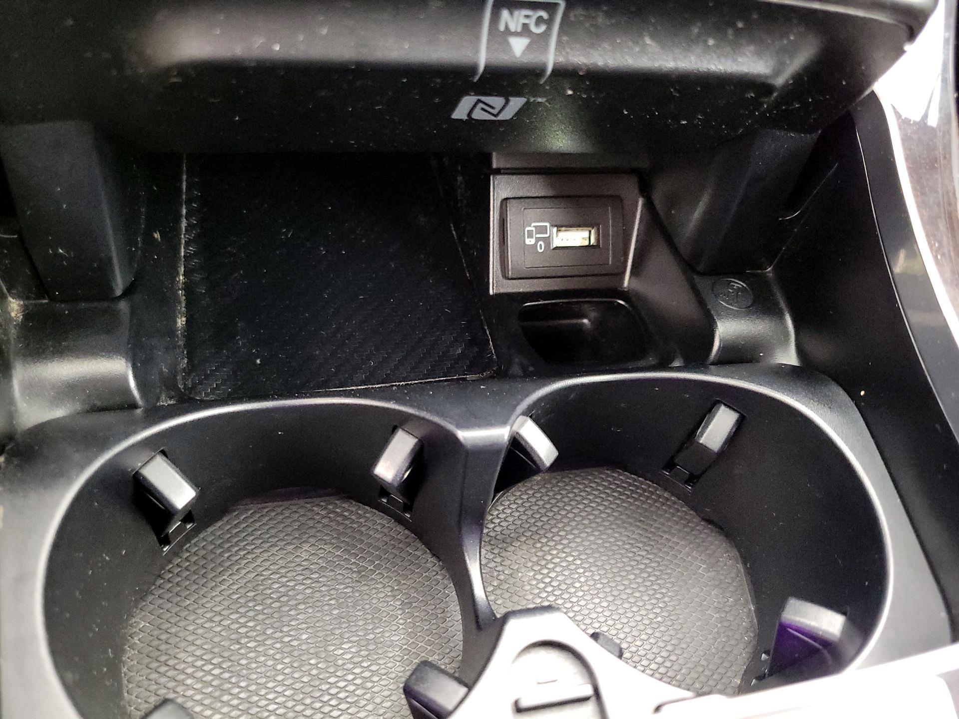 Thumbnail: 2020 Mercedes-Benz E-Class - 19