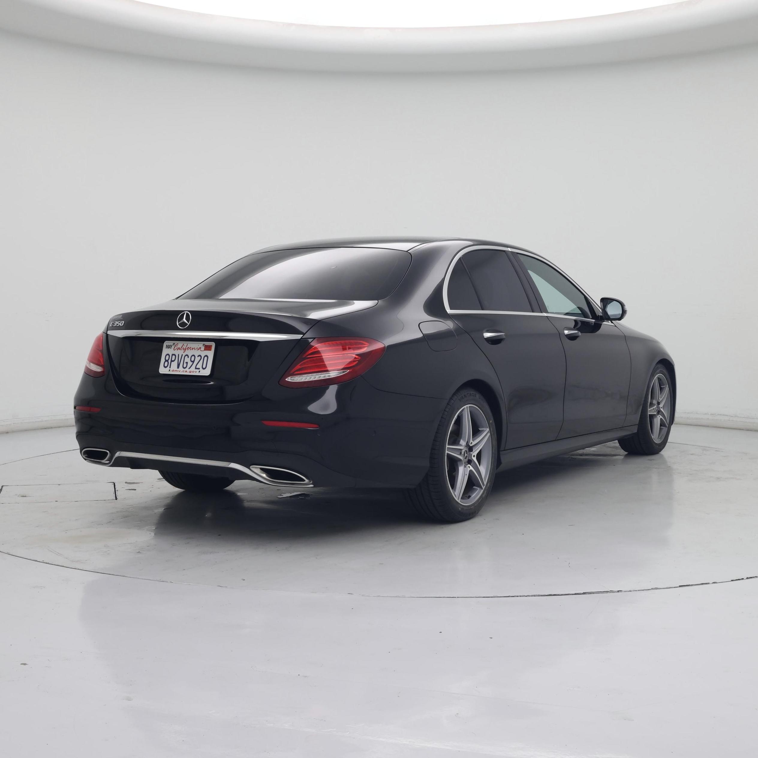 Thumbnail: 2020 Mercedes-Benz E-Class - 8