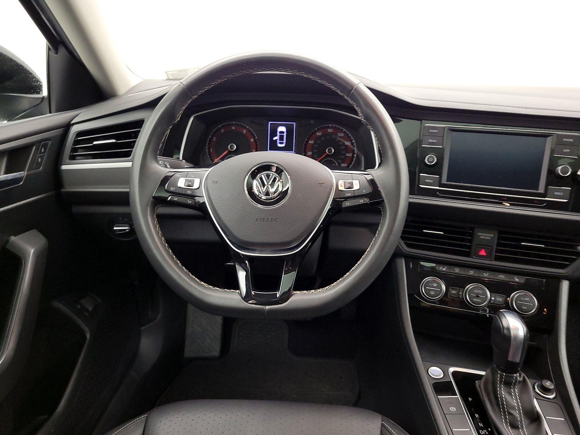 Thumbnail: 2021 Volkswagen Jetta - 10