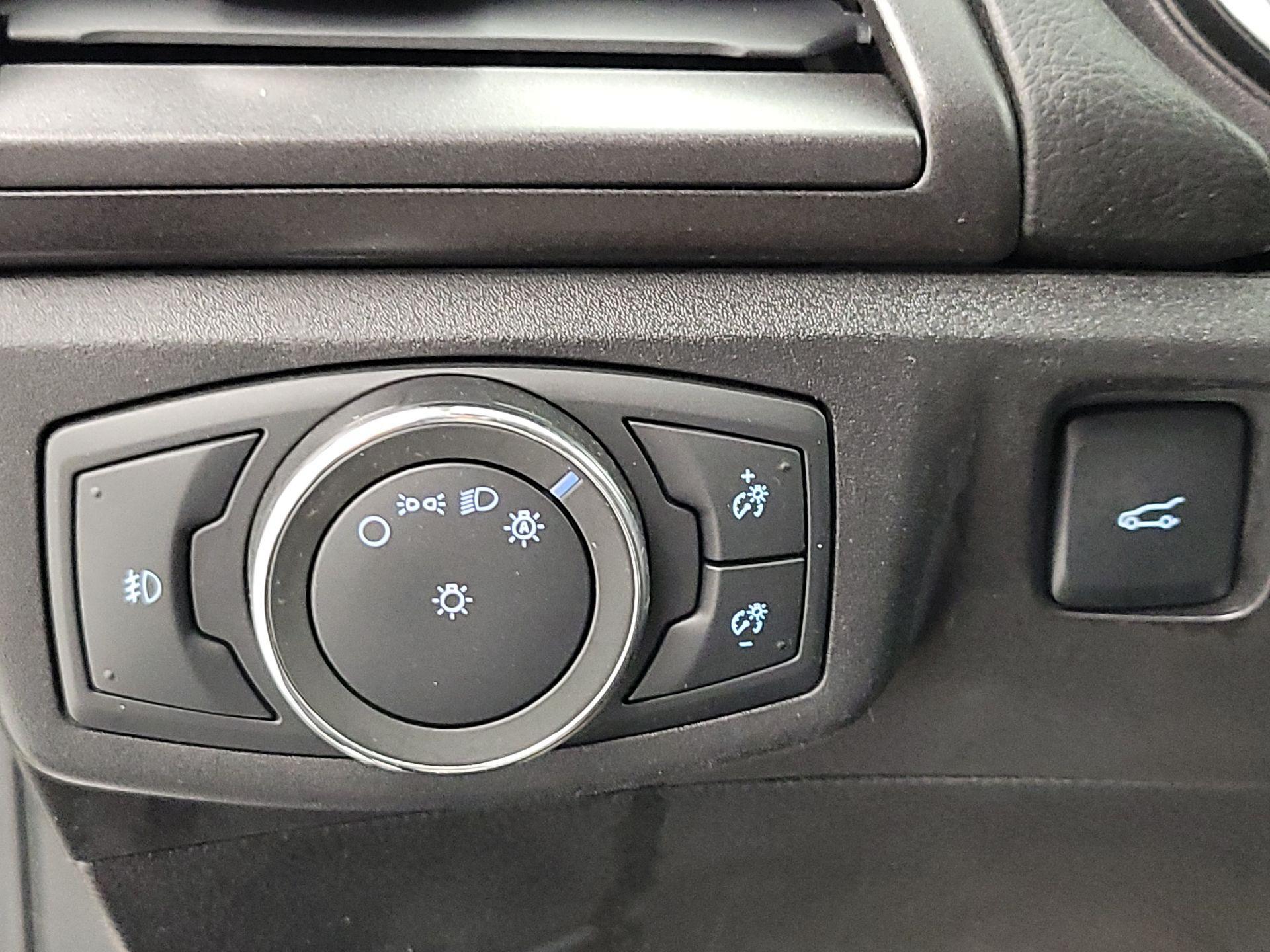 Thumbnail: 2018 Ford Fusion - 13