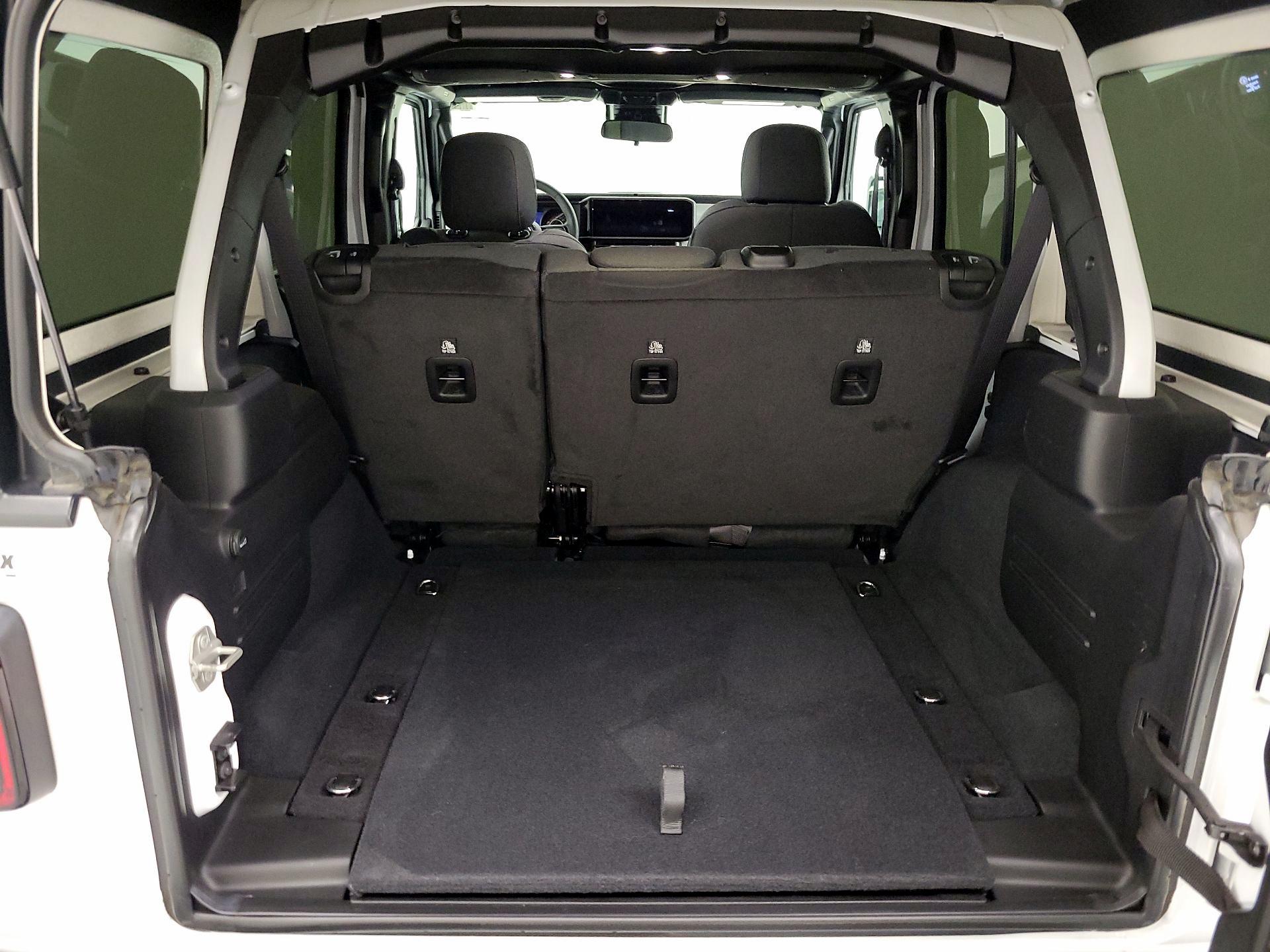 Thumbnail: 2024 Jeep Wrangler - 19