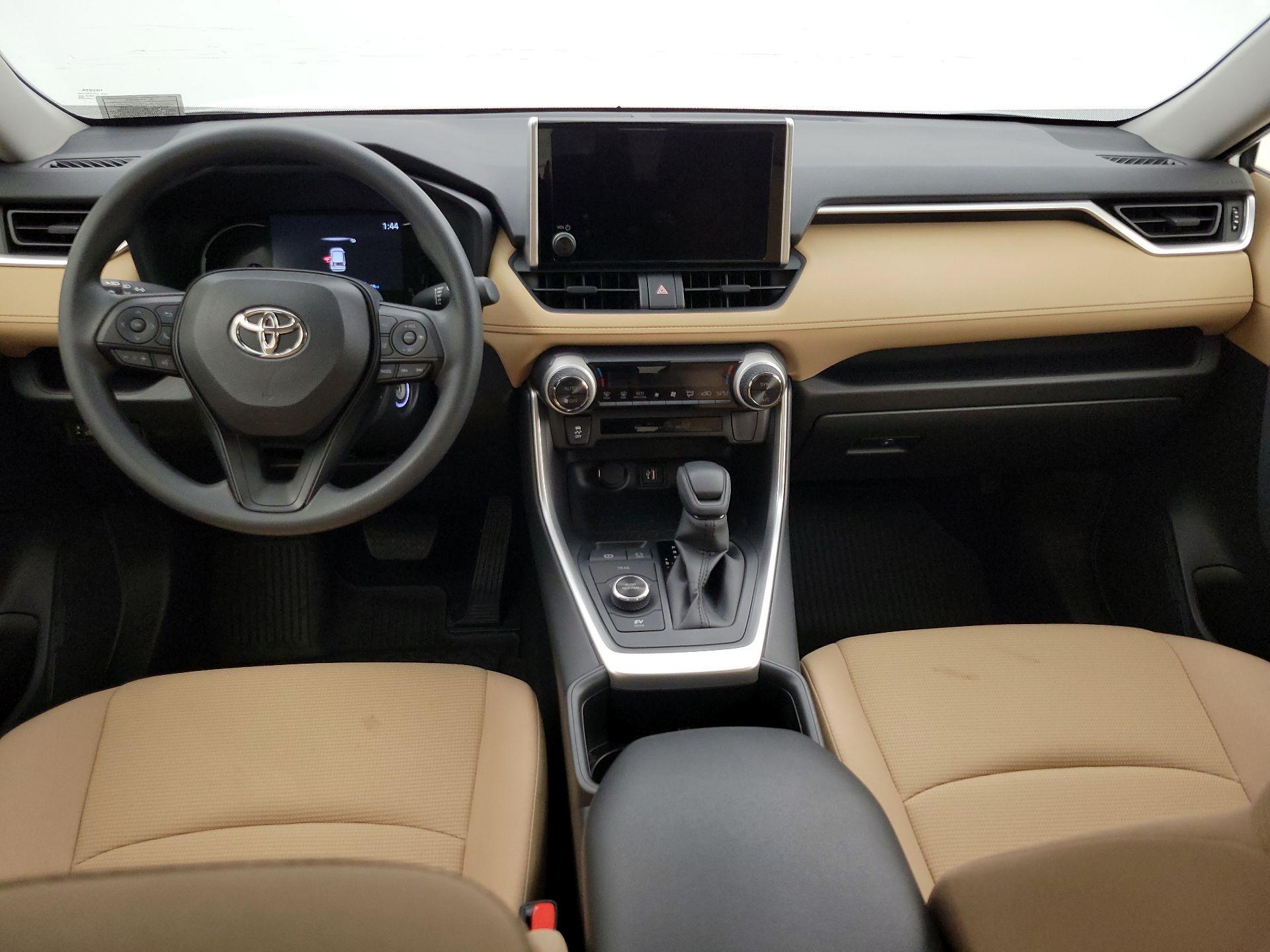 Thumbnail: 2025 Toyota RAV4 - 9