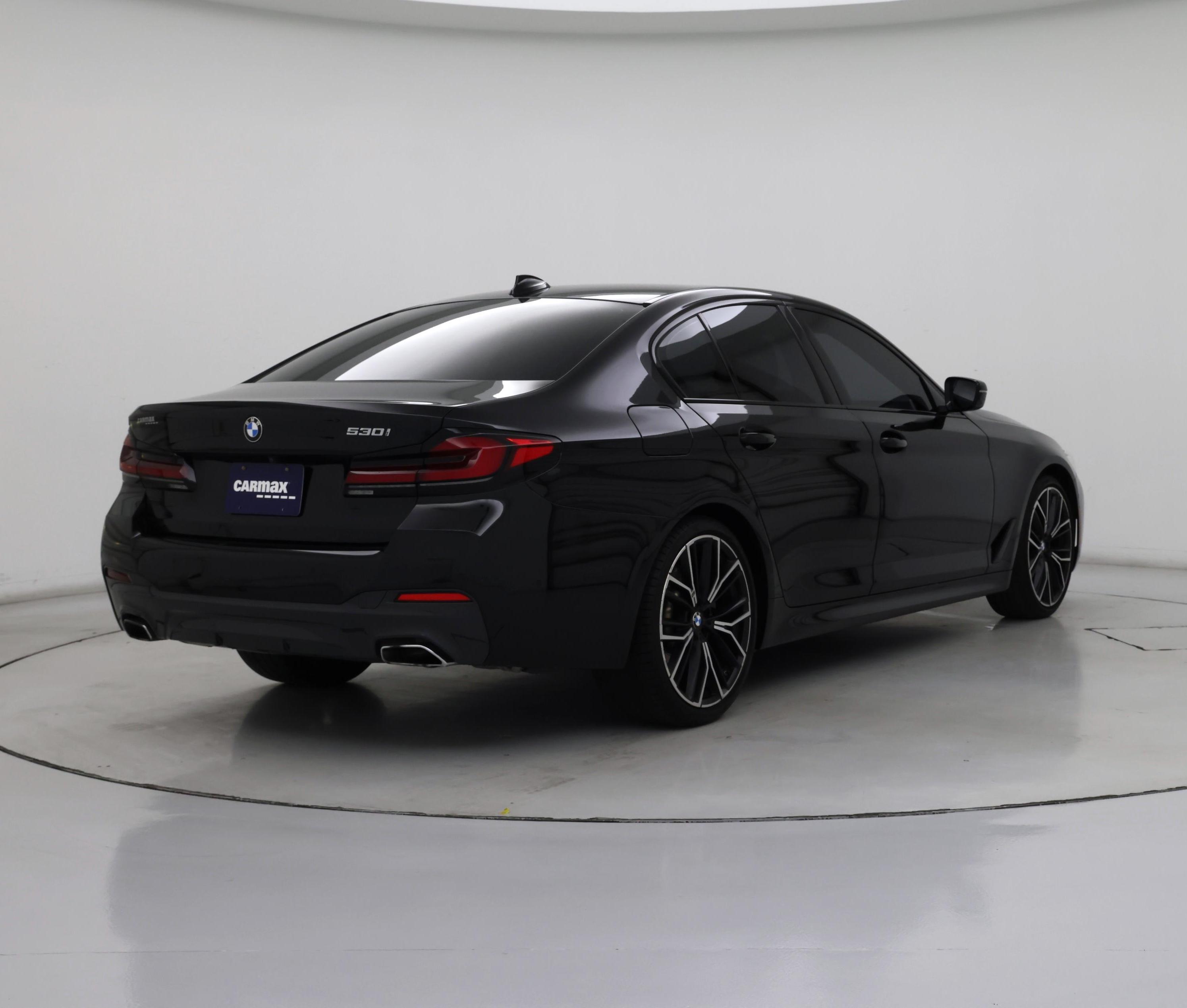 Thumbnail: 2023 BMW 5 Series - 8